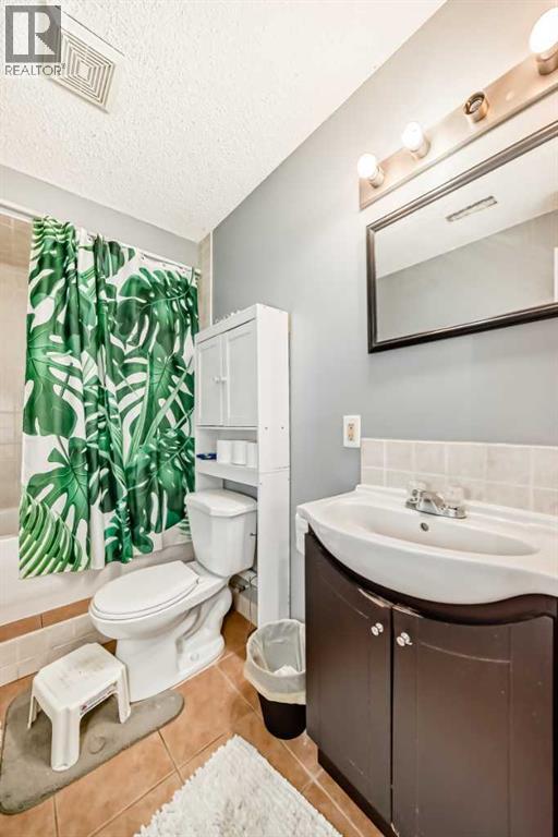 Single Family House for Sale in  Bridleglen Road SW Bridlewood Calgary 
