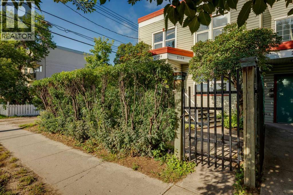 Single Family House for Sale in   Street SW Mission Calgary 