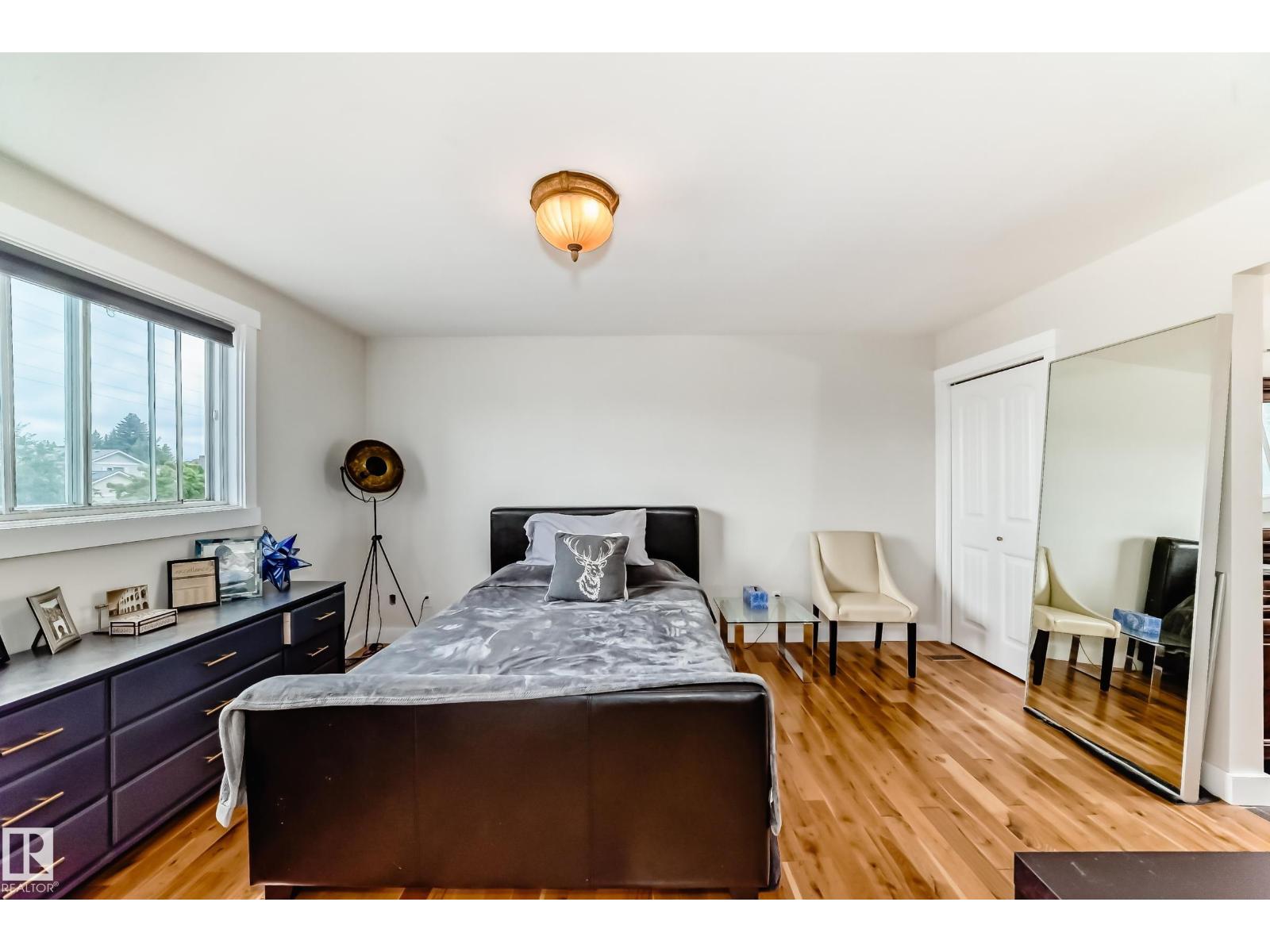 Photo 3 of 12403 29 A Av Nw, Edmonton AB