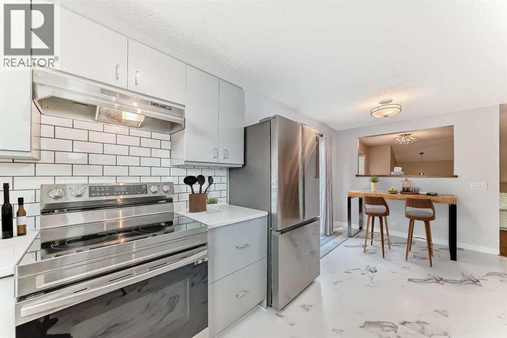 Single Family House 3 Level for Sale in   Avenue NE Whitehorn Calgary 