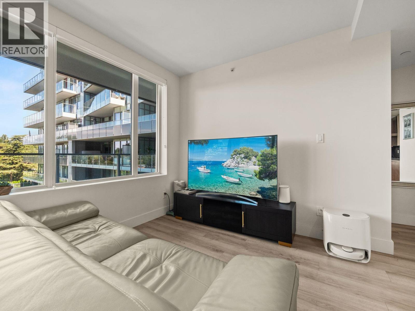 Photo 9 of 321 10788 No 5 Road, Richmond BC