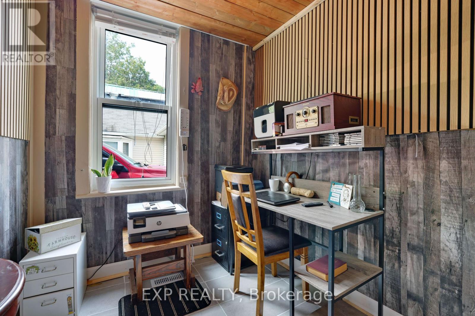 Photo 13 of 55 Division Street N, Mcnab Braeside ON