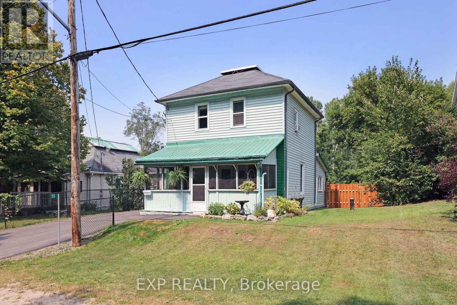 Photo 33 of 55 Division Street N, Mcnab Braeside ON