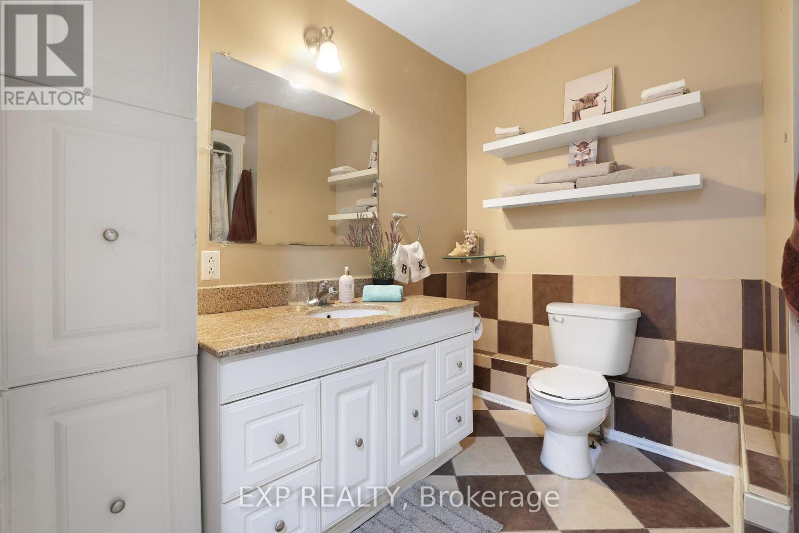 Photo 10 of 55 Division Street N, Mcnab Braeside ON