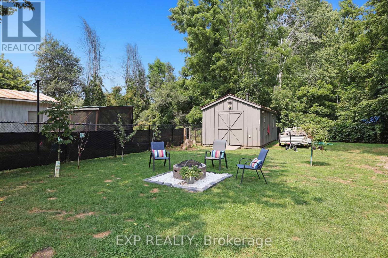Photo 31 of 55 Division Street N, Mcnab Braeside ON
