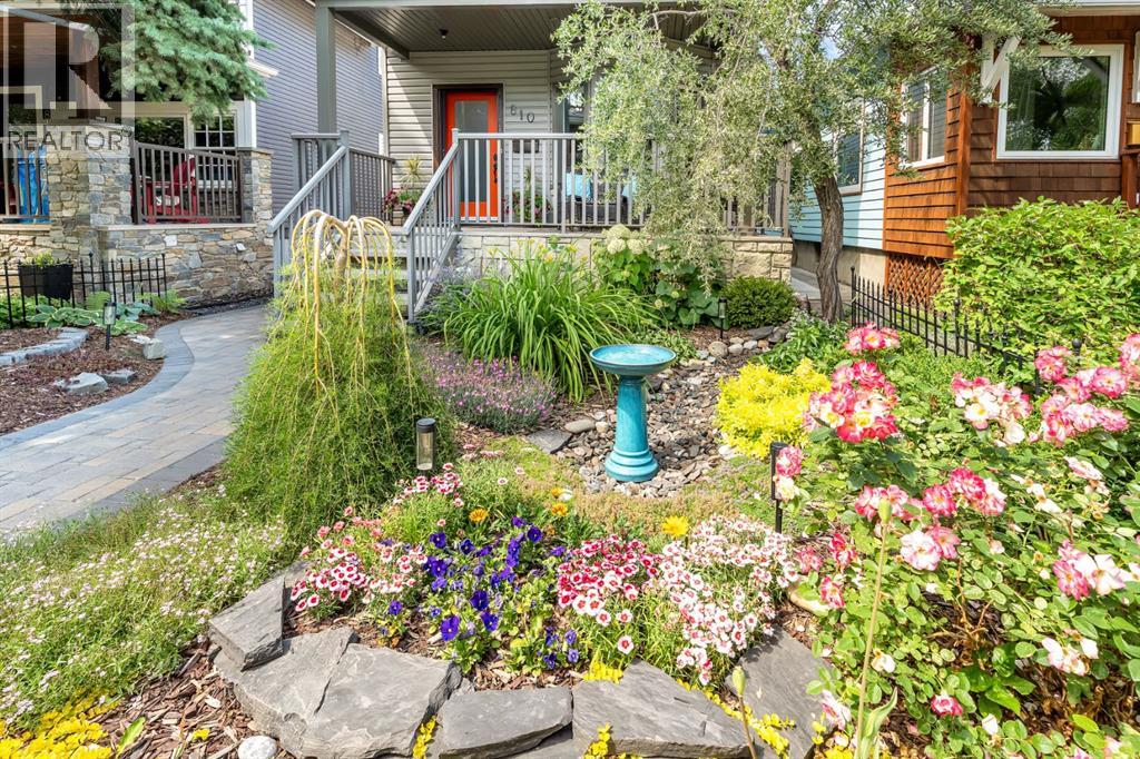 Single Family House for Sale in   Avenue NW Sunnyside Calgary 