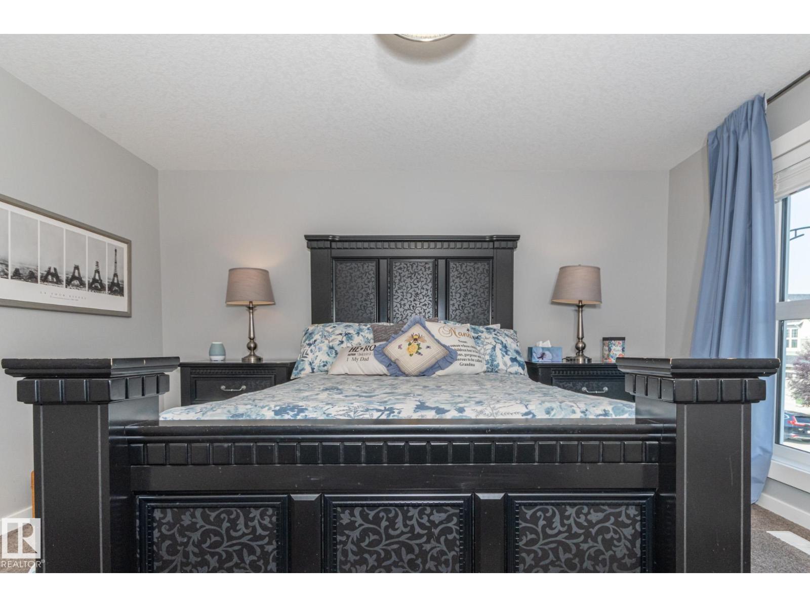Photo 18 of 13025 205 St Nw, Edmonton AB