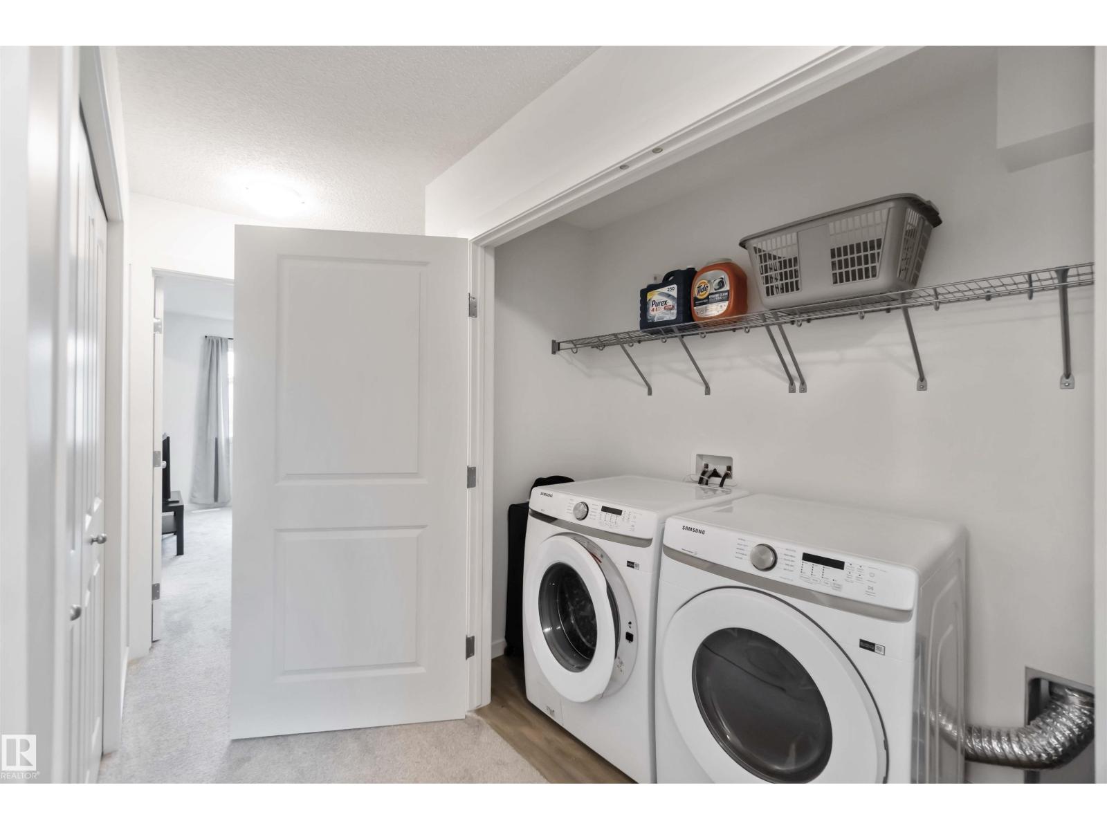 Photo 19 of 3 13119 209 St Nw, Edmonton AB