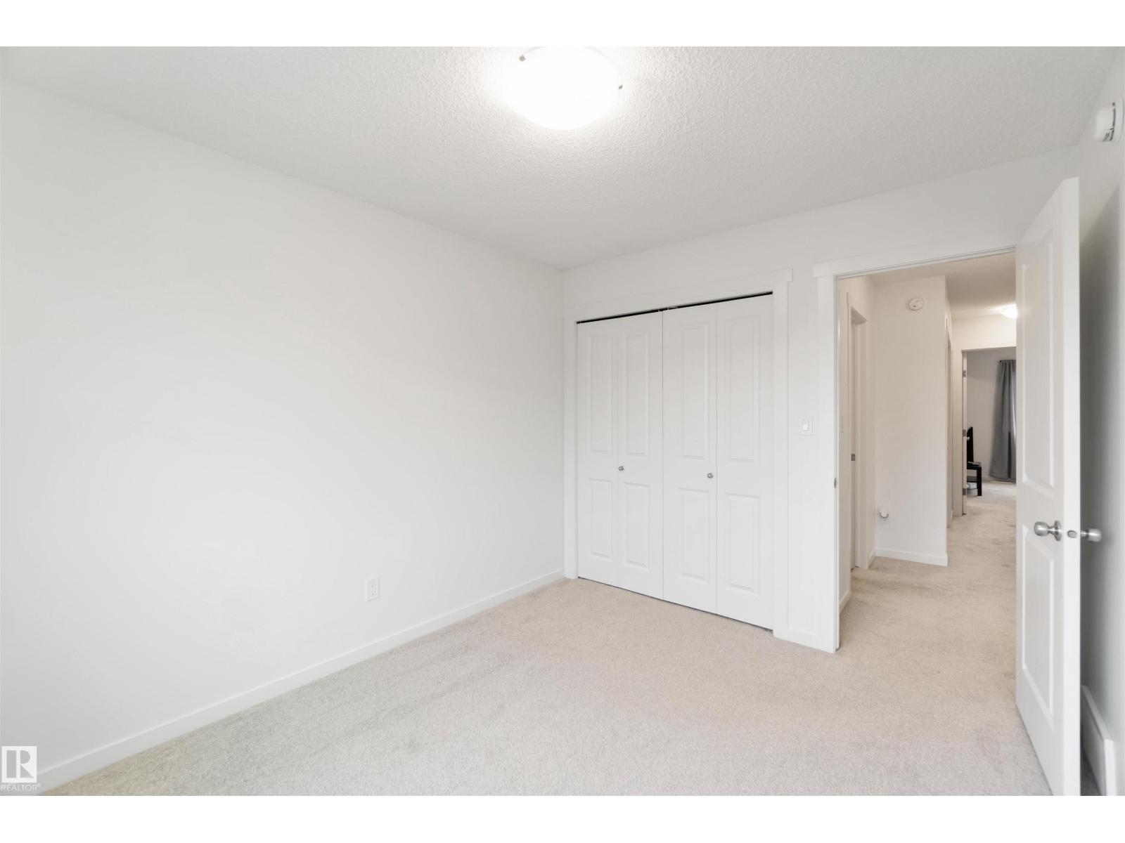 Photo 5 of 3 13119 209 St Nw, Edmonton AB