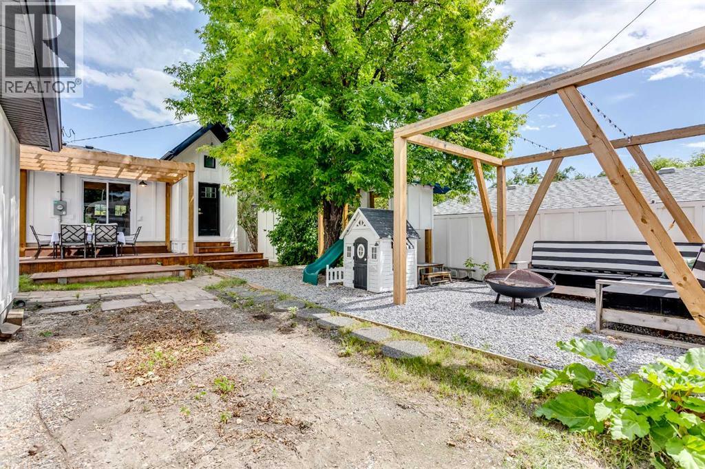 Single Family House Bungalow for Sale in   Street NW Silver Springs Calgary 