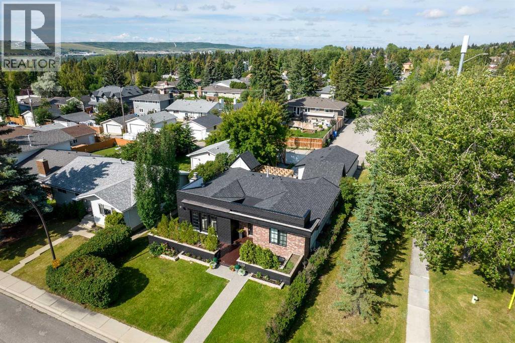 Single Family House Bungalow for Sale in   Street NW Silver Springs Calgary 