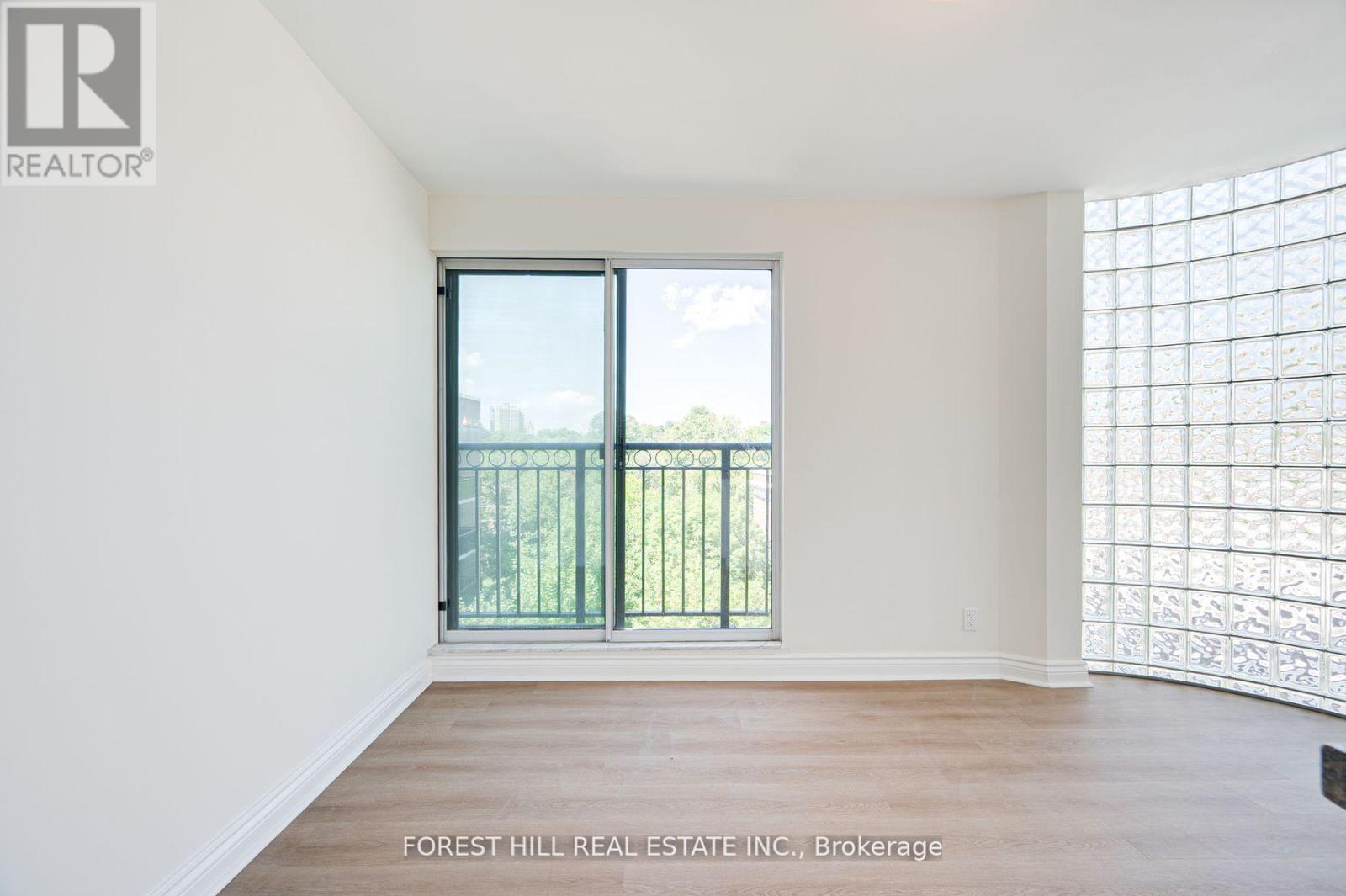 Photo 19 of 804 97 Lawton Boulevard, Toronto ON