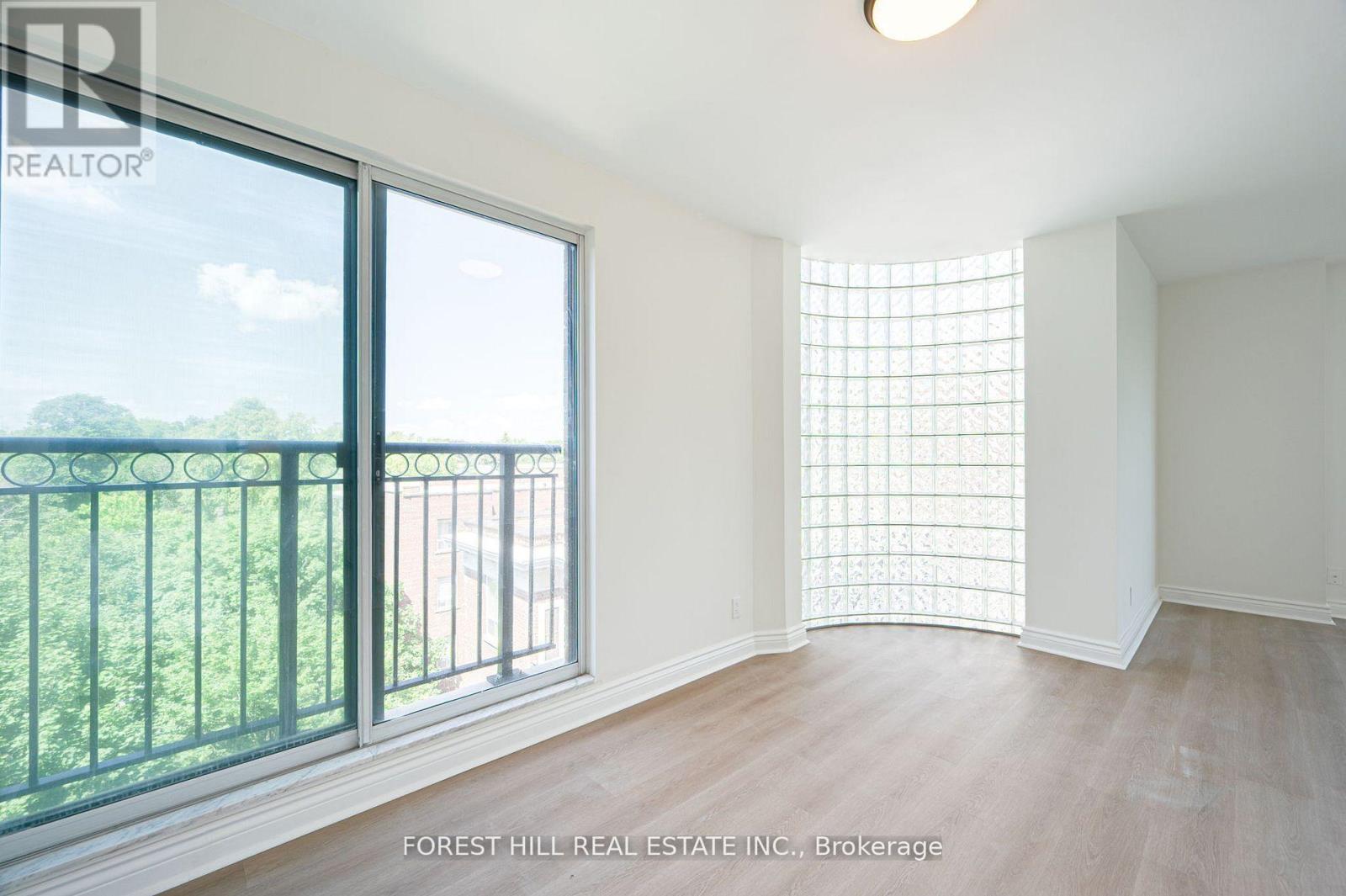 Photo 21 of 804 97 Lawton Boulevard, Toronto ON