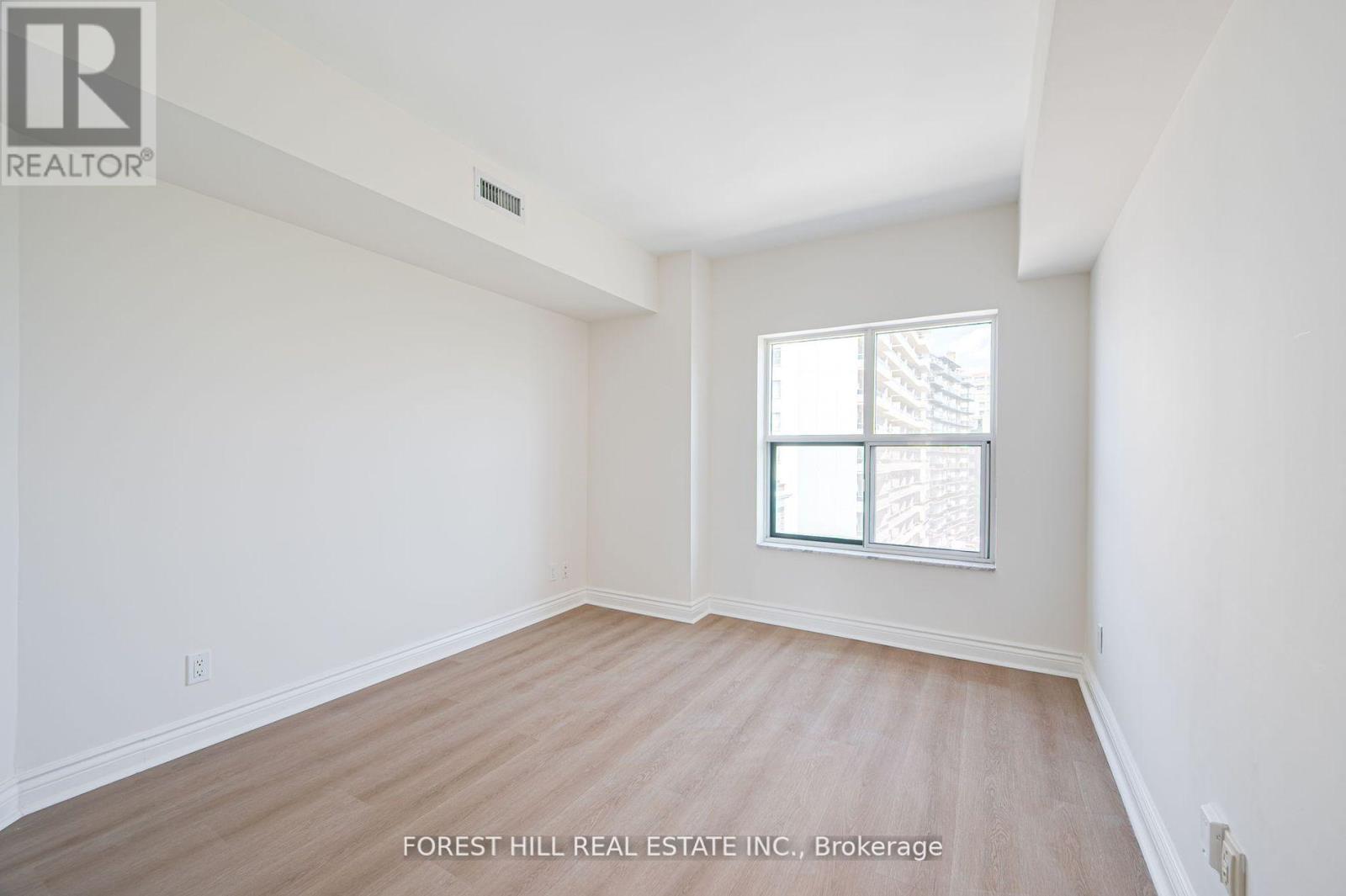 Photo 28 of 804 97 Lawton Boulevard, Toronto ON