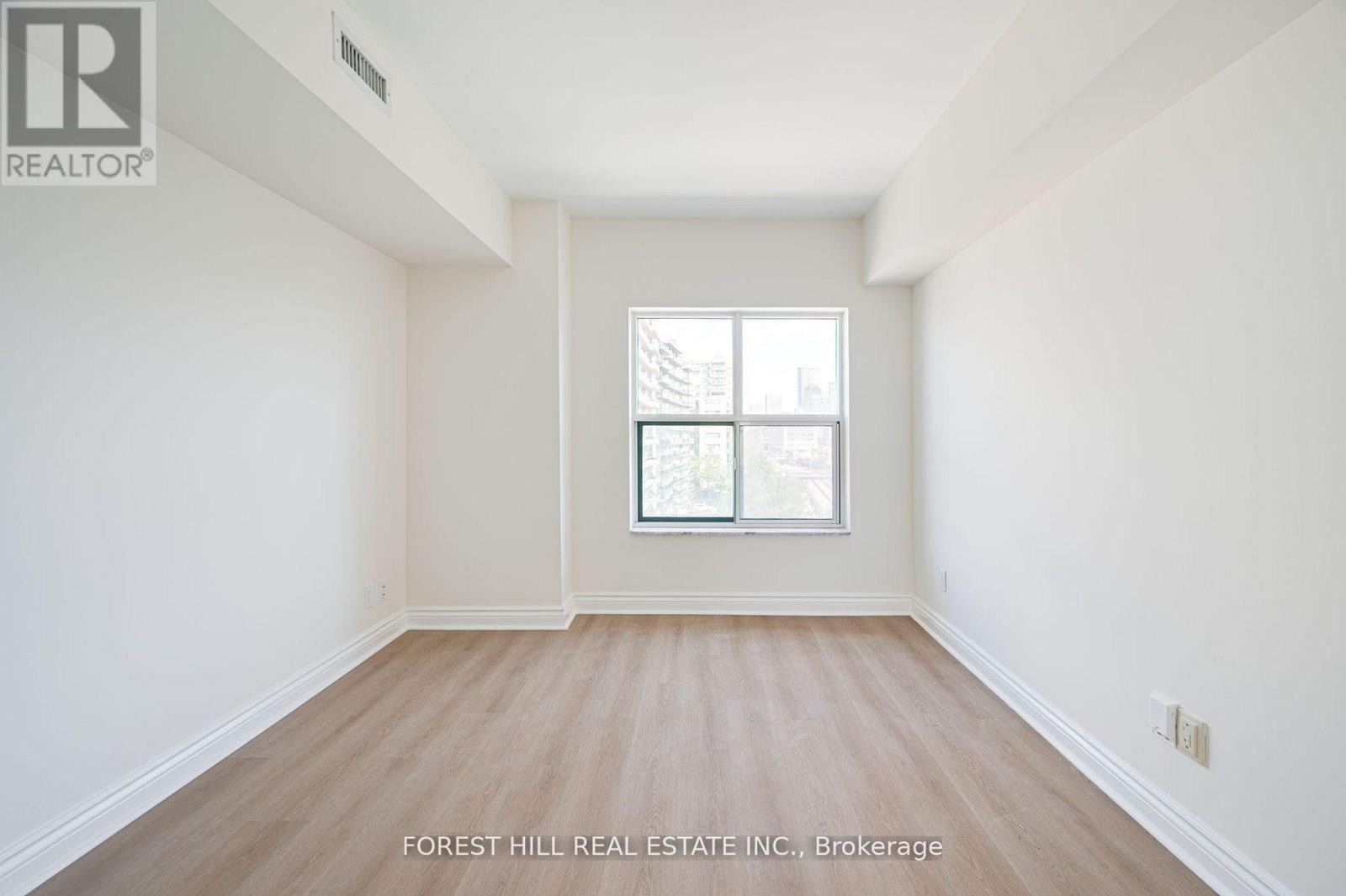 Photo 30 of 804 97 Lawton Boulevard, Toronto ON