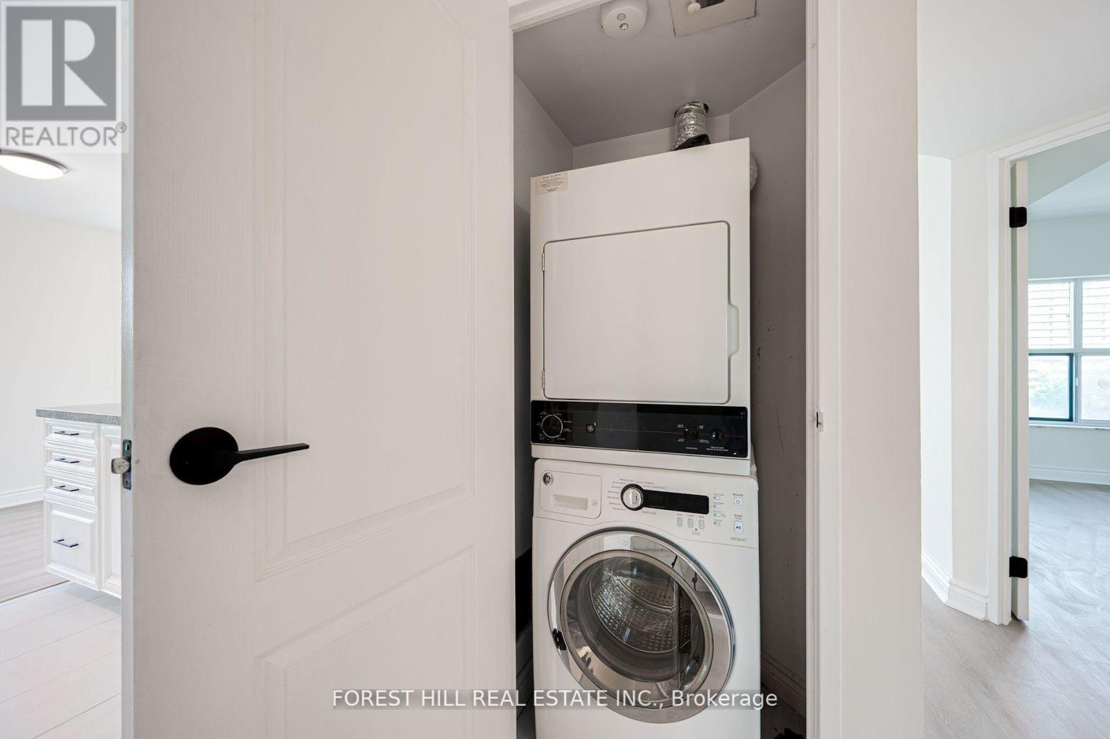 Photo 31 of 804 97 Lawton Boulevard, Toronto ON