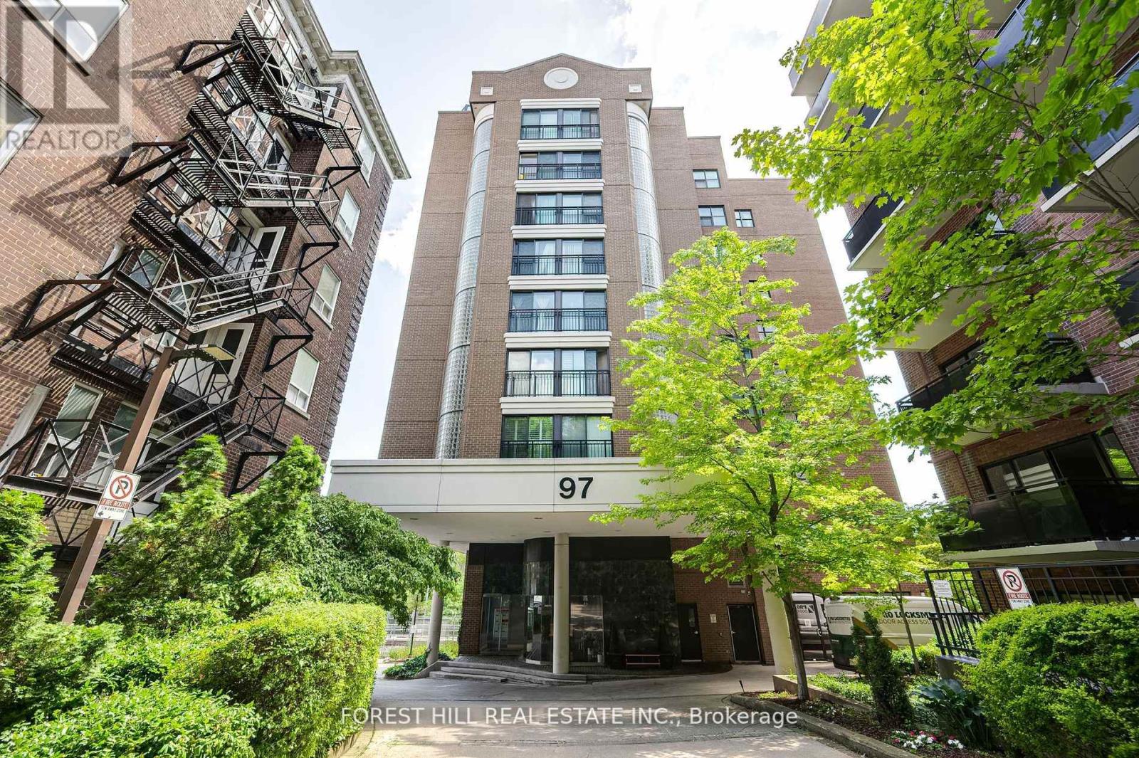 Photo 1 of 804 97 Lawton Boulevard, Toronto ON