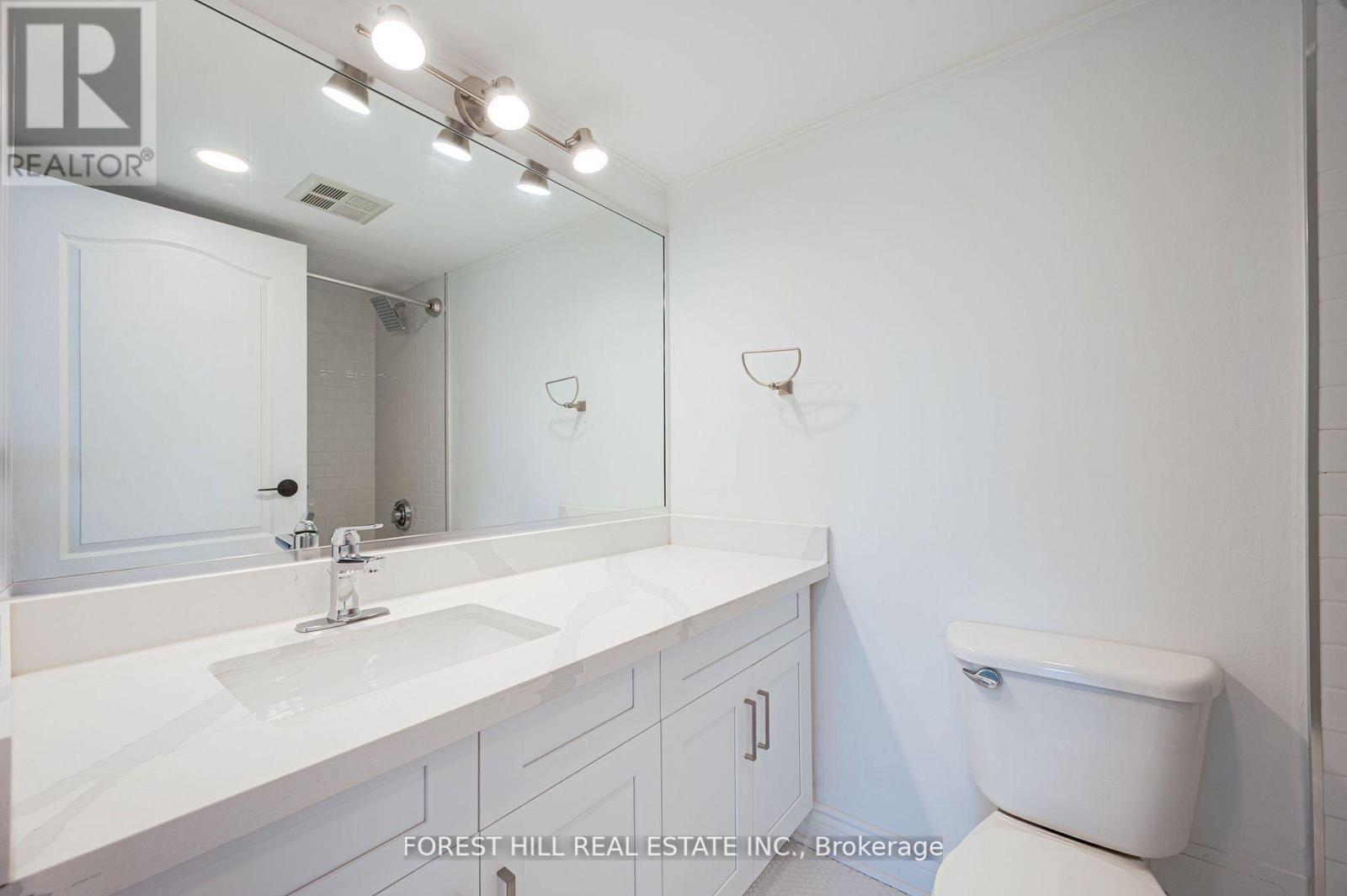 Photo 23 of 804 97 Lawton Boulevard, Toronto ON