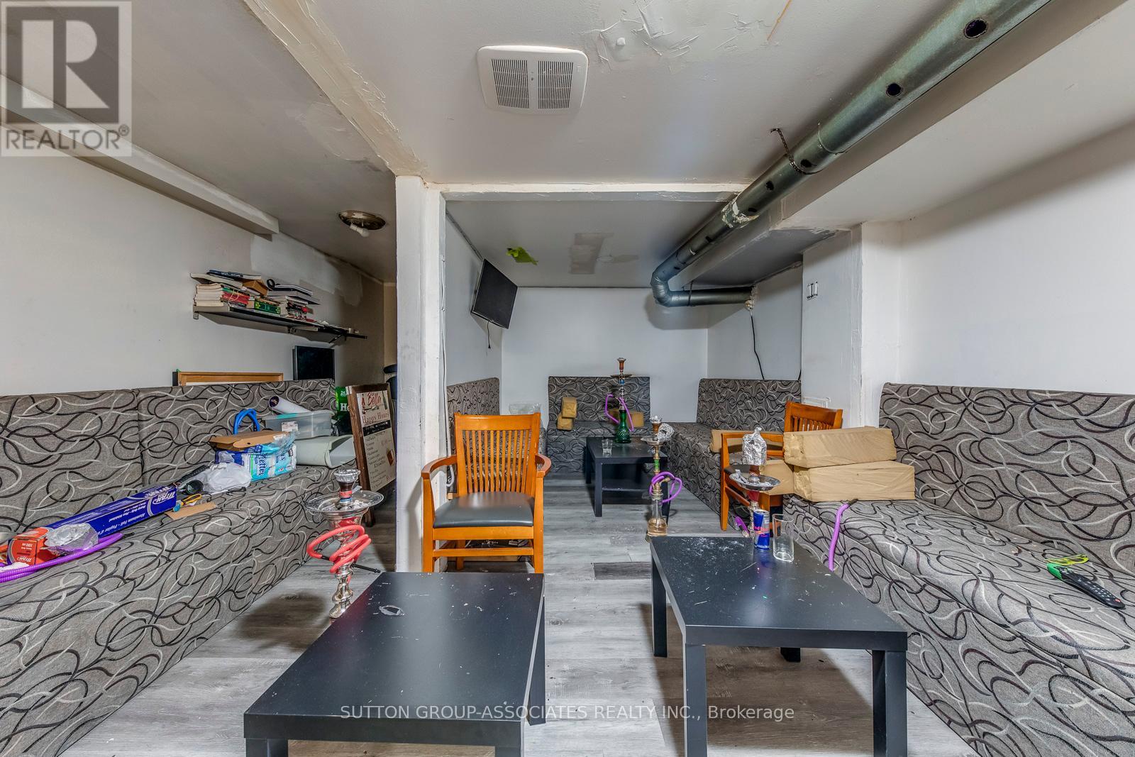 1224 DANFORTH AVENUE