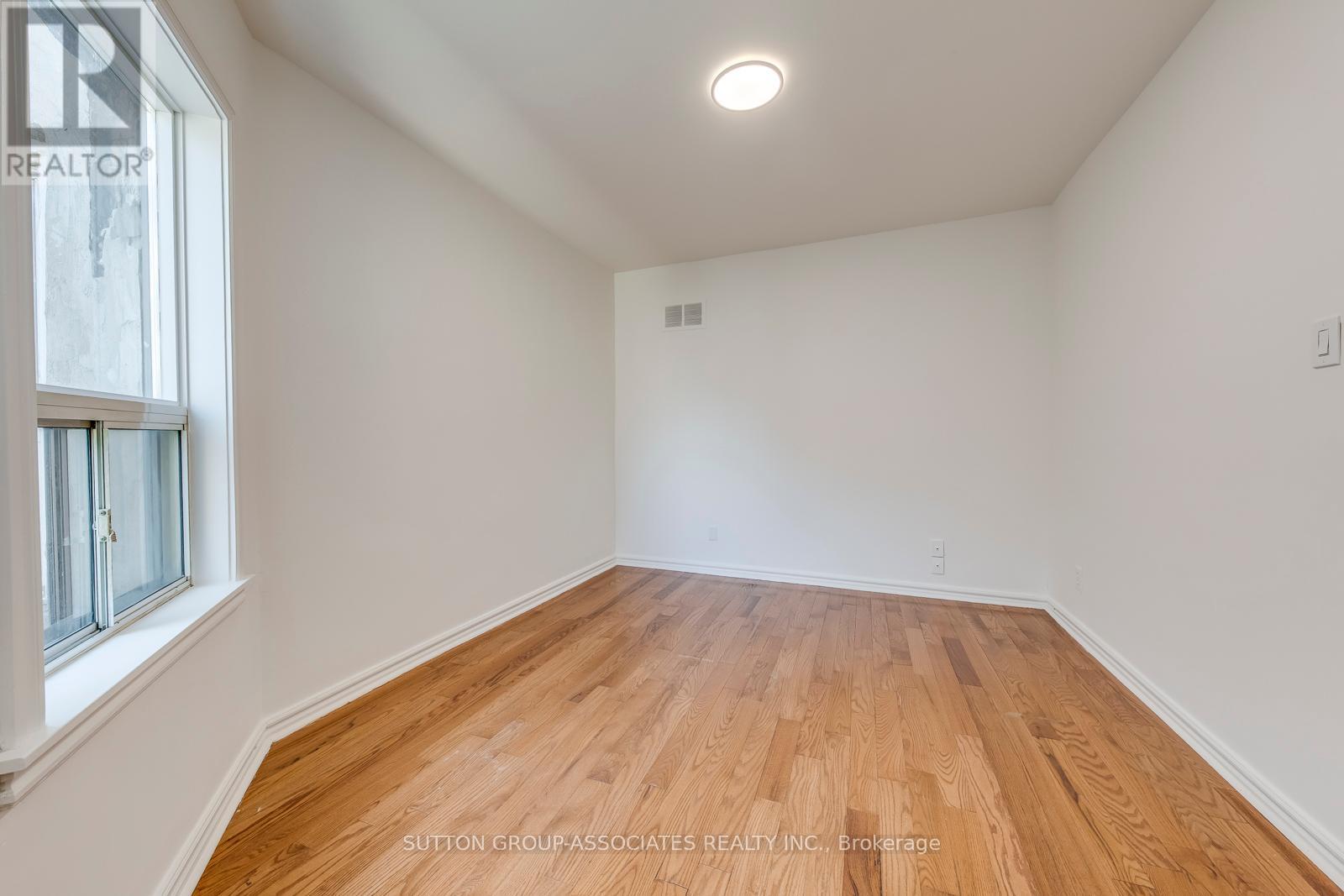 1224 DANFORTH AVENUE