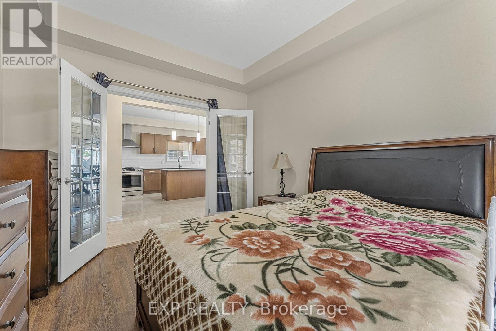 Photo 9 of 125 Monarch Street, Welland ON