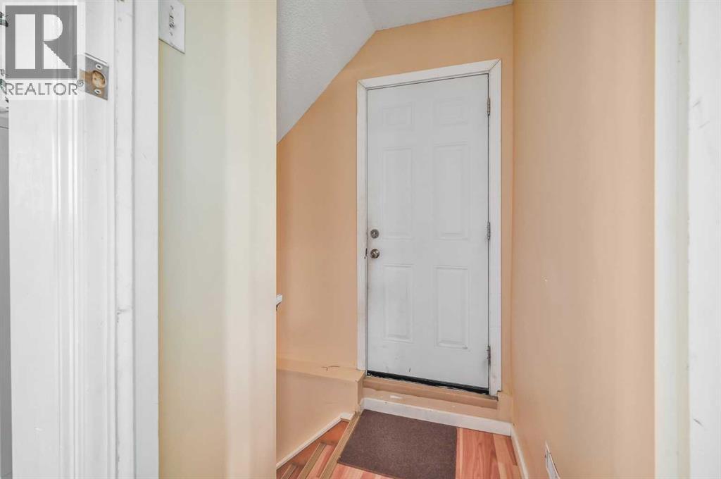 Single Family House for Sale in  Taradale Drive NE Taradale Calgary 