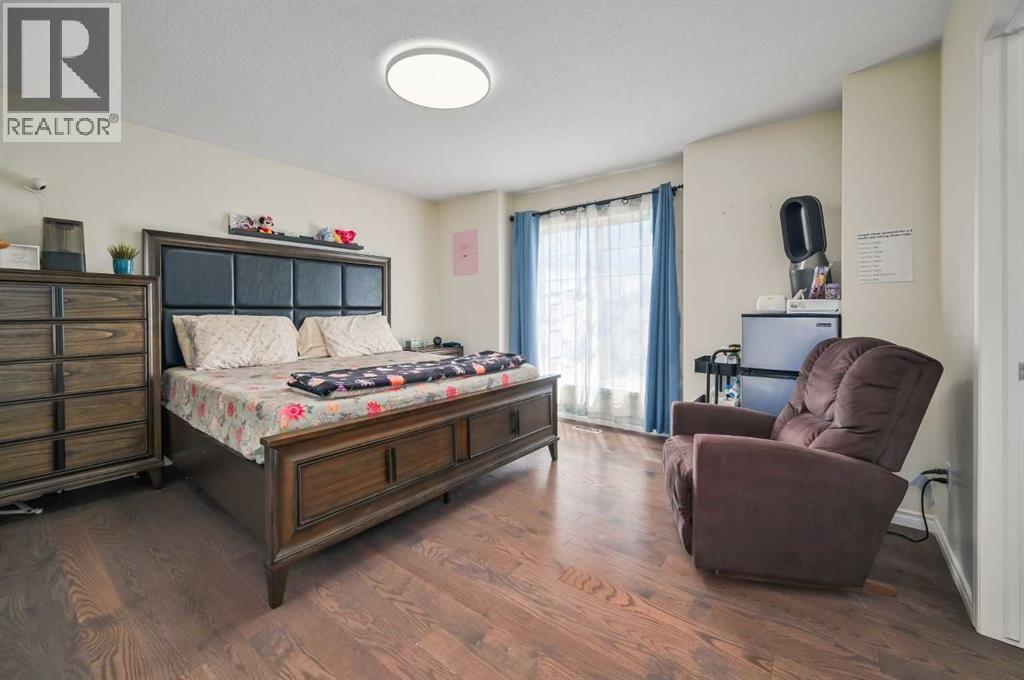 Single Family House for Sale in  Taradale Drive NE Taradale Calgary 