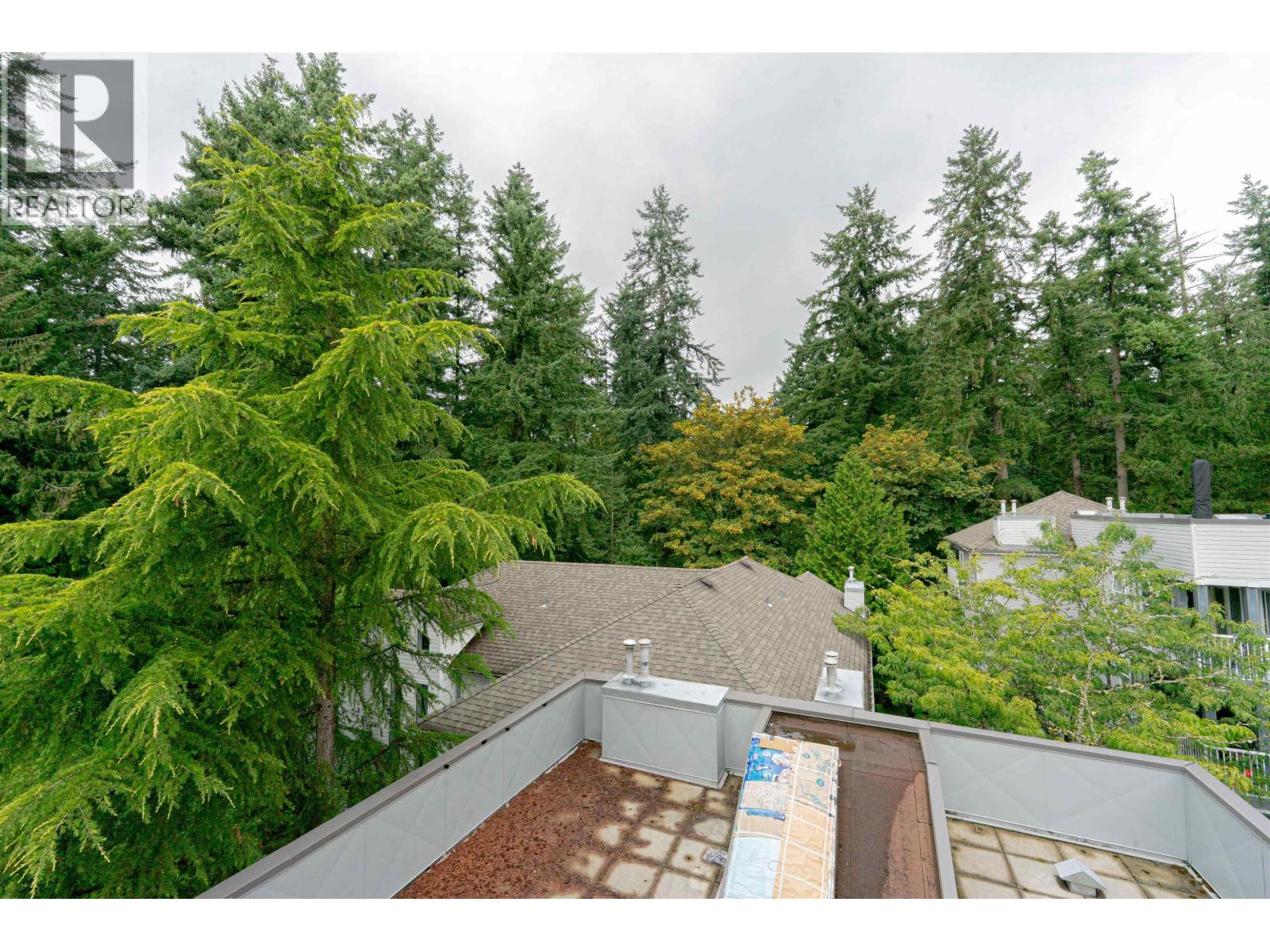 Photo 22 of 21 7345 Sandborne Avenue, Burnaby BC