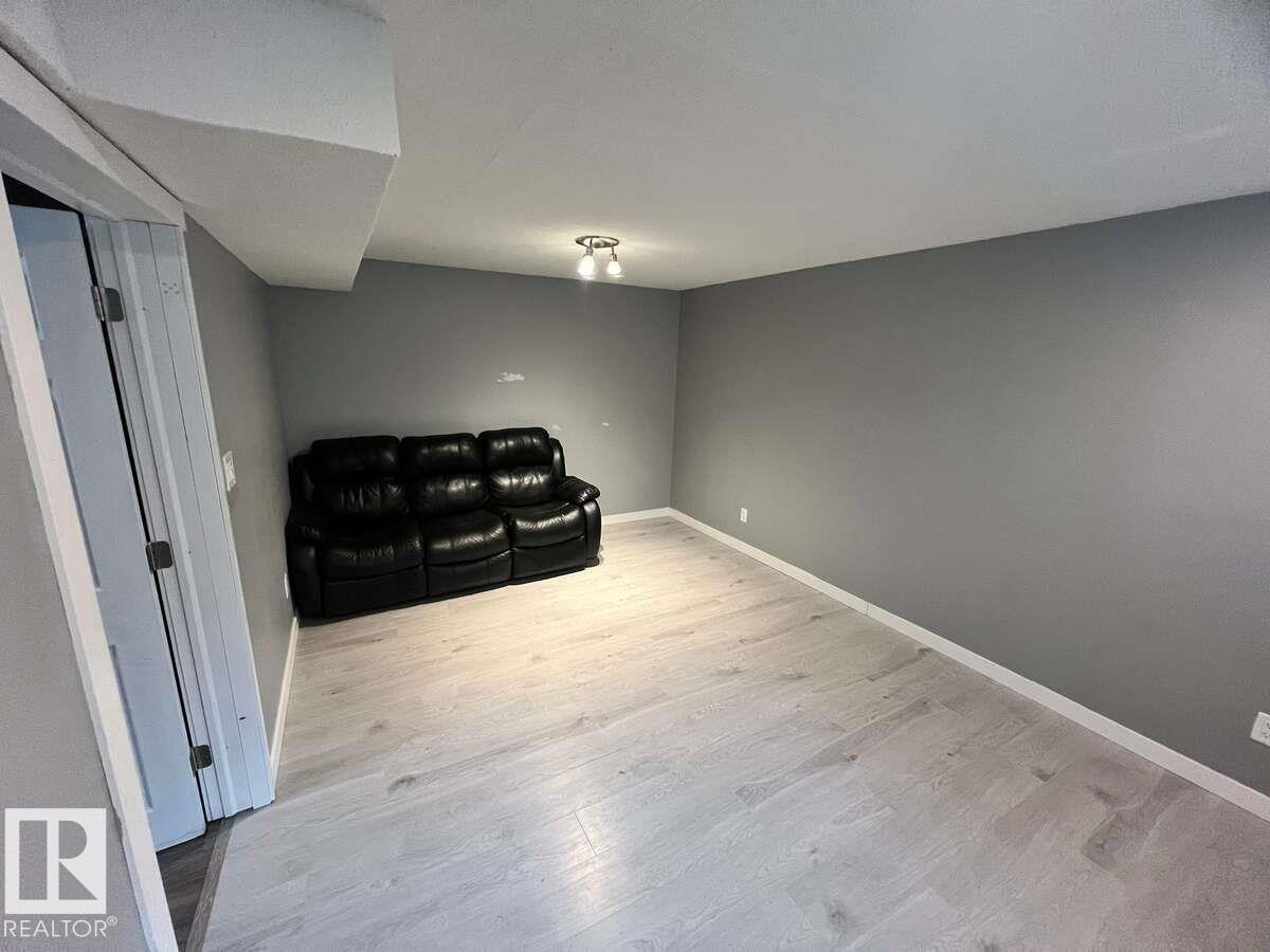 Photo 35 of 6 Abbey Rd, Sherwood Park AB