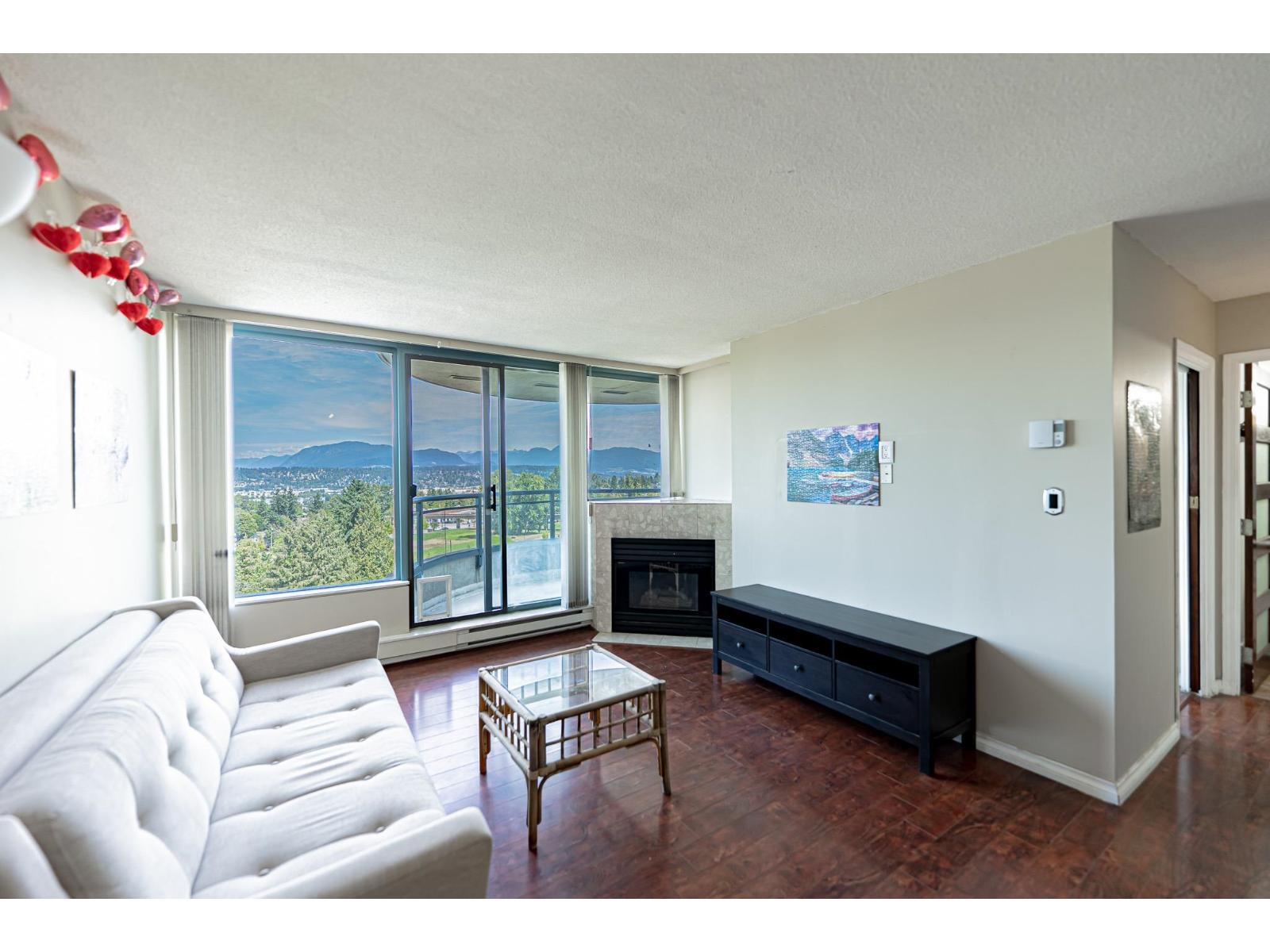 Photo 4 of 806 13353 108 Avenue, Surrey BC