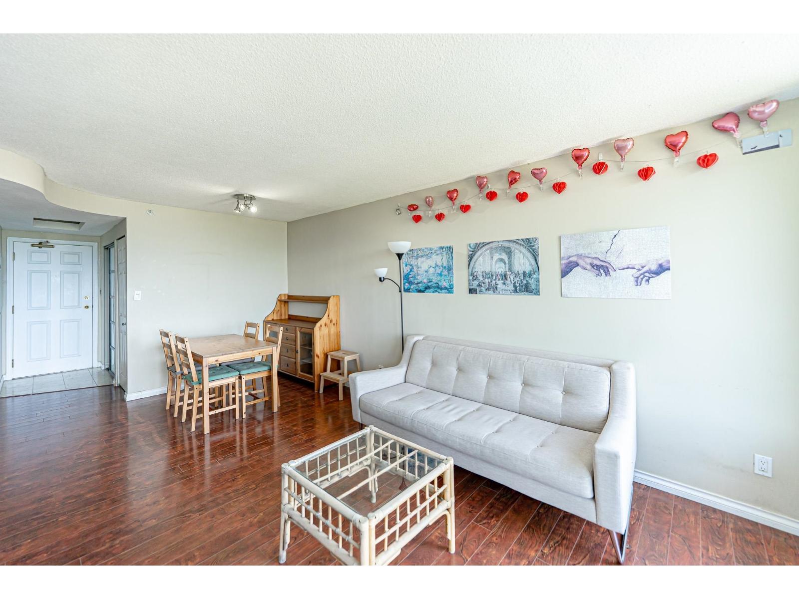 Photo 6 of 806 13353 108 Avenue, Surrey BC