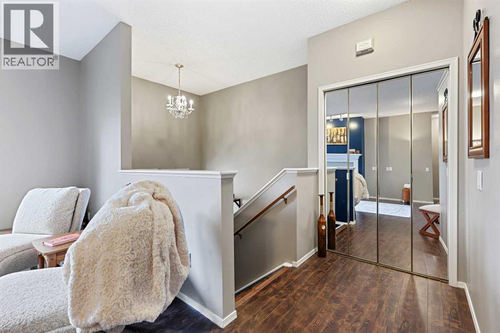 Single Family House Bungalow for Sale in  Signal Hill Lane SW Signal Hill Calgary 