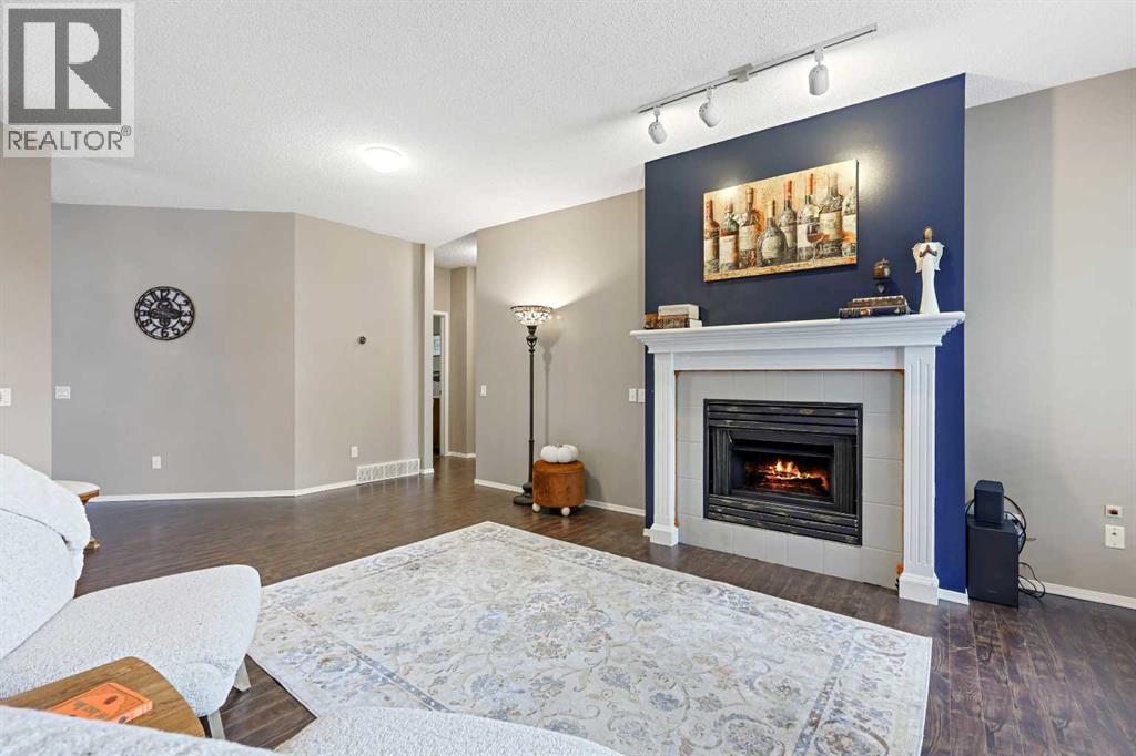 Single Family House Bungalow for Sale in  Signal Hill Lane SW Signal Hill Calgary 