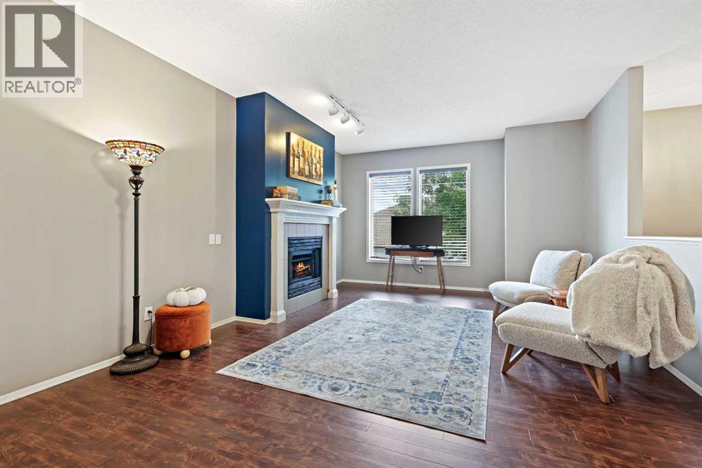 Single Family House Bungalow for Sale in  Signal Hill Lane SW Signal Hill Calgary 
