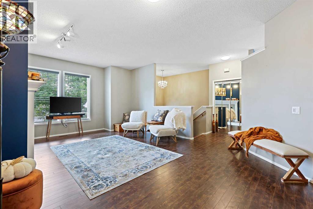 Single Family House Bungalow for Sale in  Signal Hill Lane SW Signal Hill Calgary 