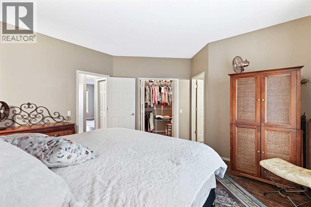 Single Family House Bungalow for Sale in  Signal Hill Lane SW Signal Hill Calgary 