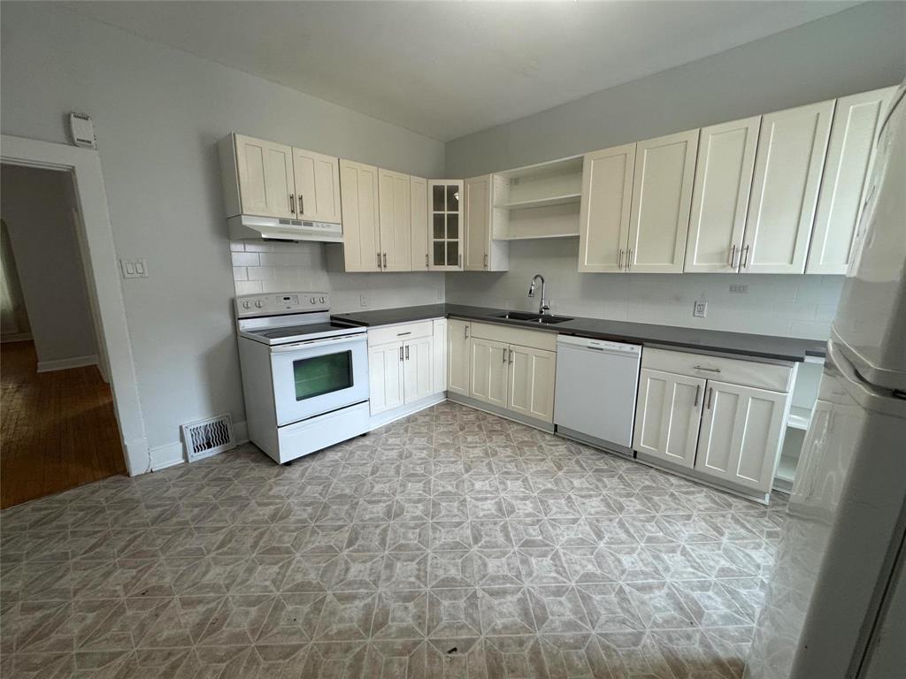 Photo 17 of 797 Simcoe Street, Winnipeg MB