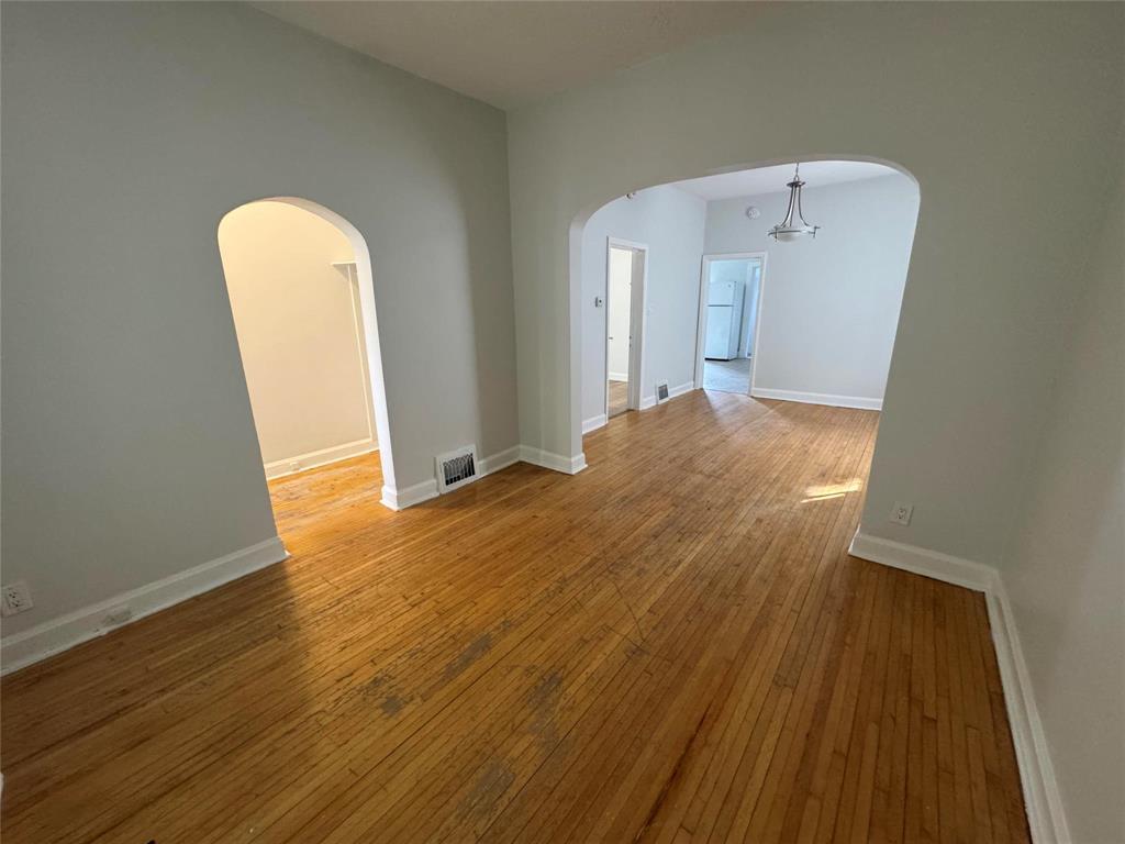 Photo 1 of 797 Simcoe Street, Winnipeg MB