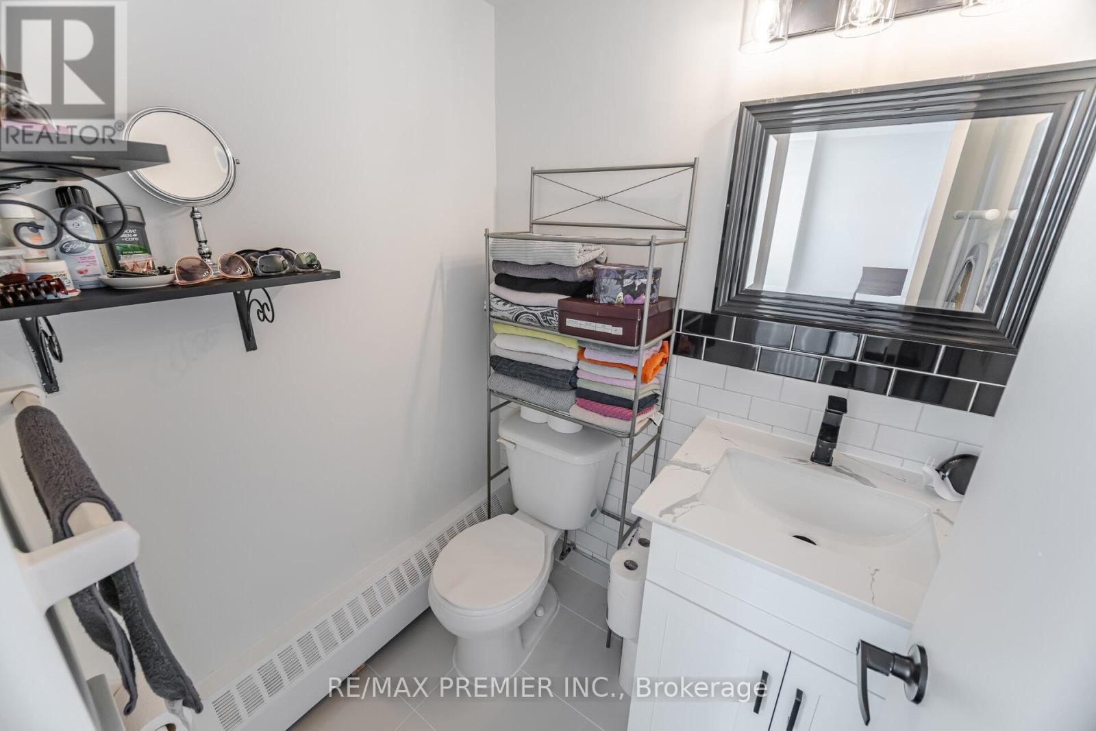 Photo 26 of 811 25 Four Winds Drive, Toronto ON