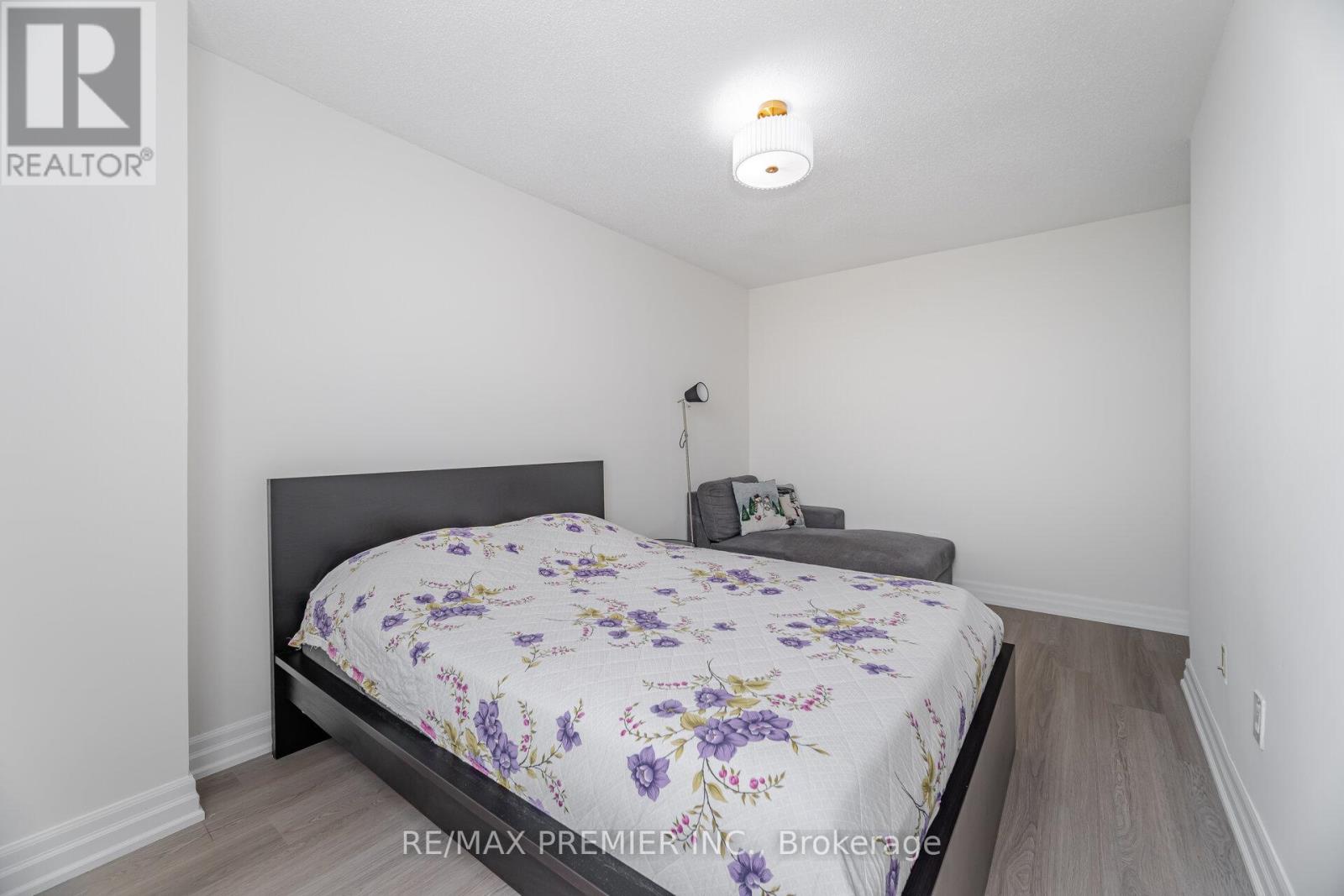 Photo 28 of 811 25 Four Winds Drive, Toronto ON