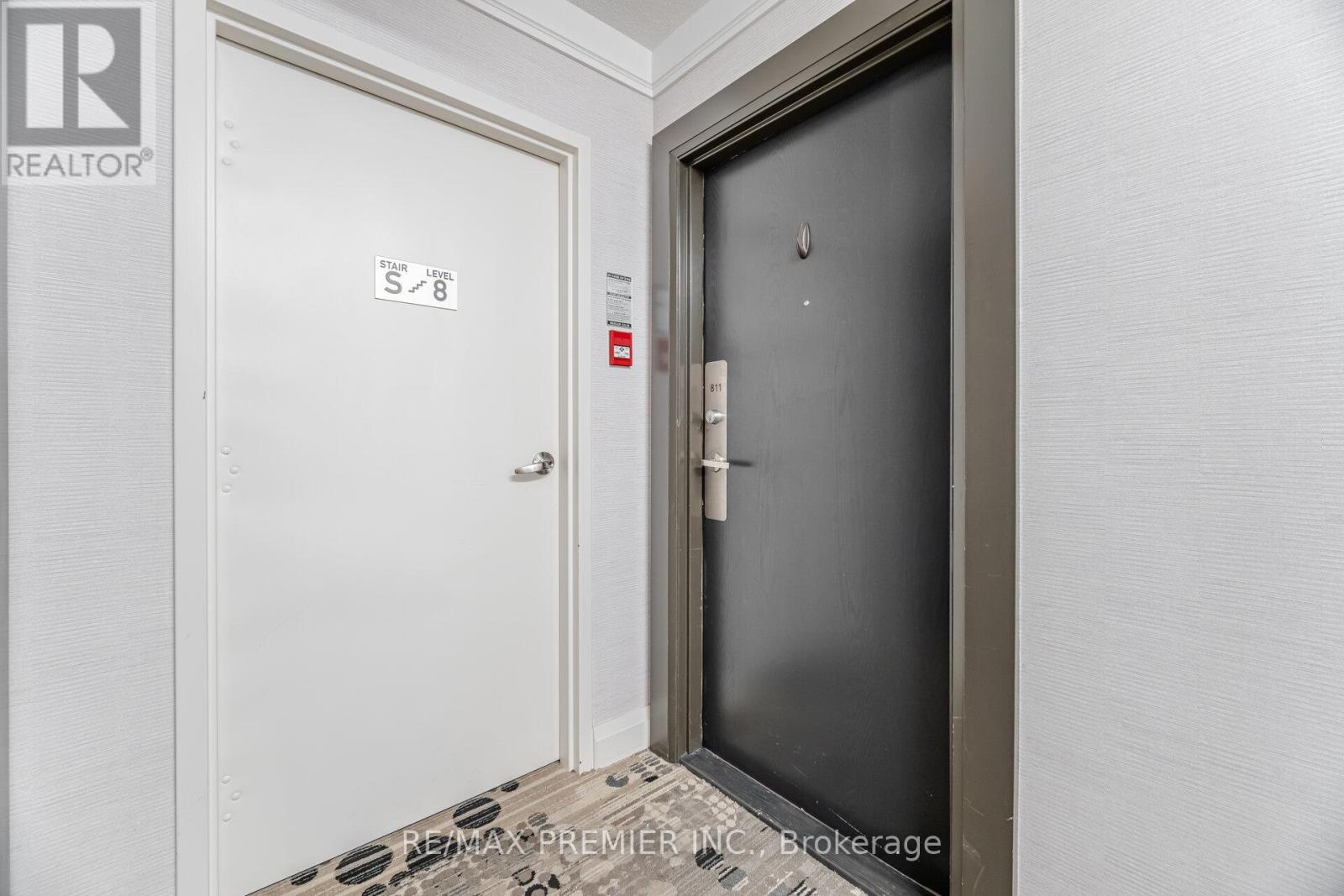 Photo 6 of 811 25 Four Winds Drive, Toronto ON