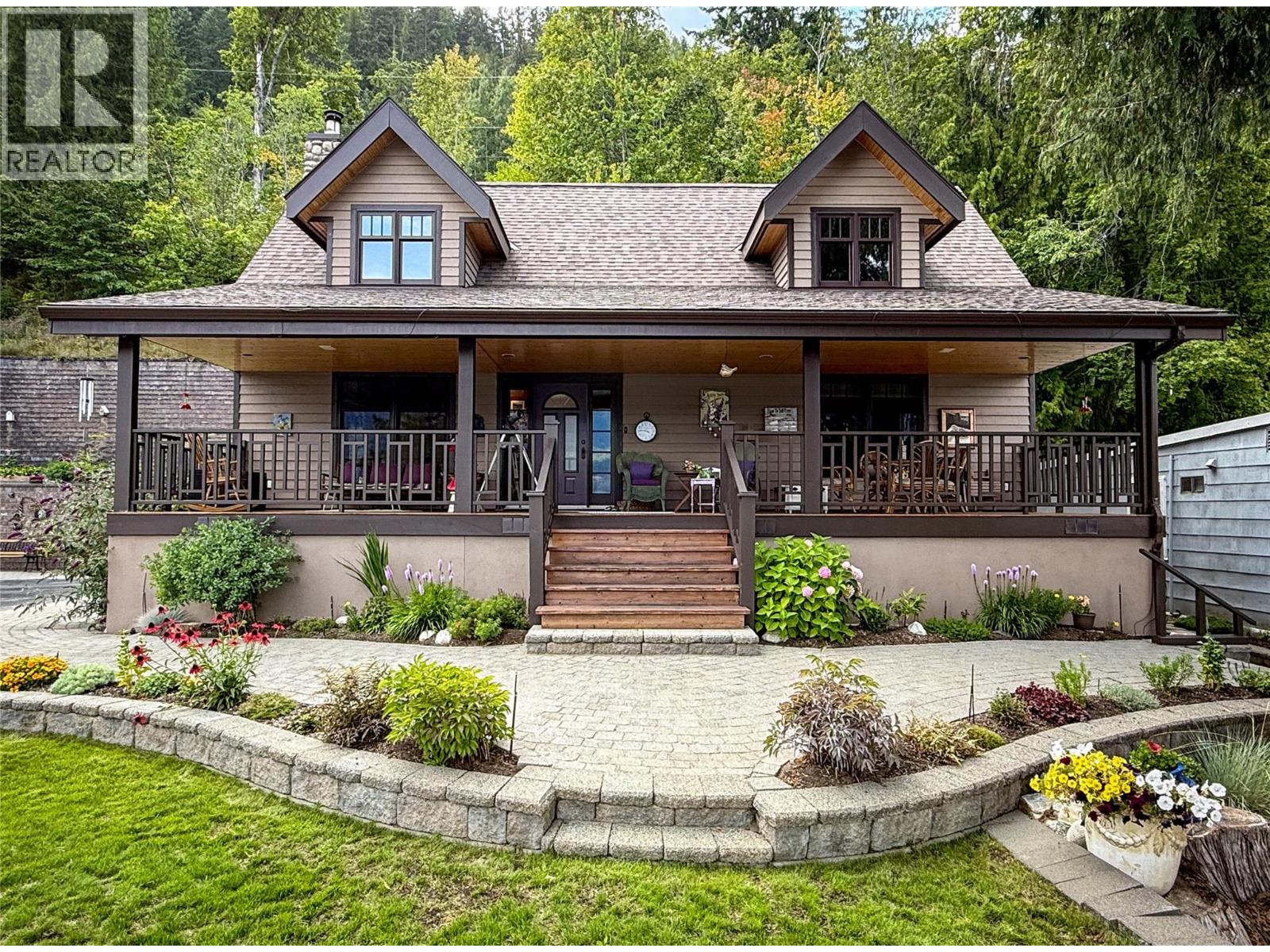 Photo 6 of 3544 Centre Street, Ainsworth BC