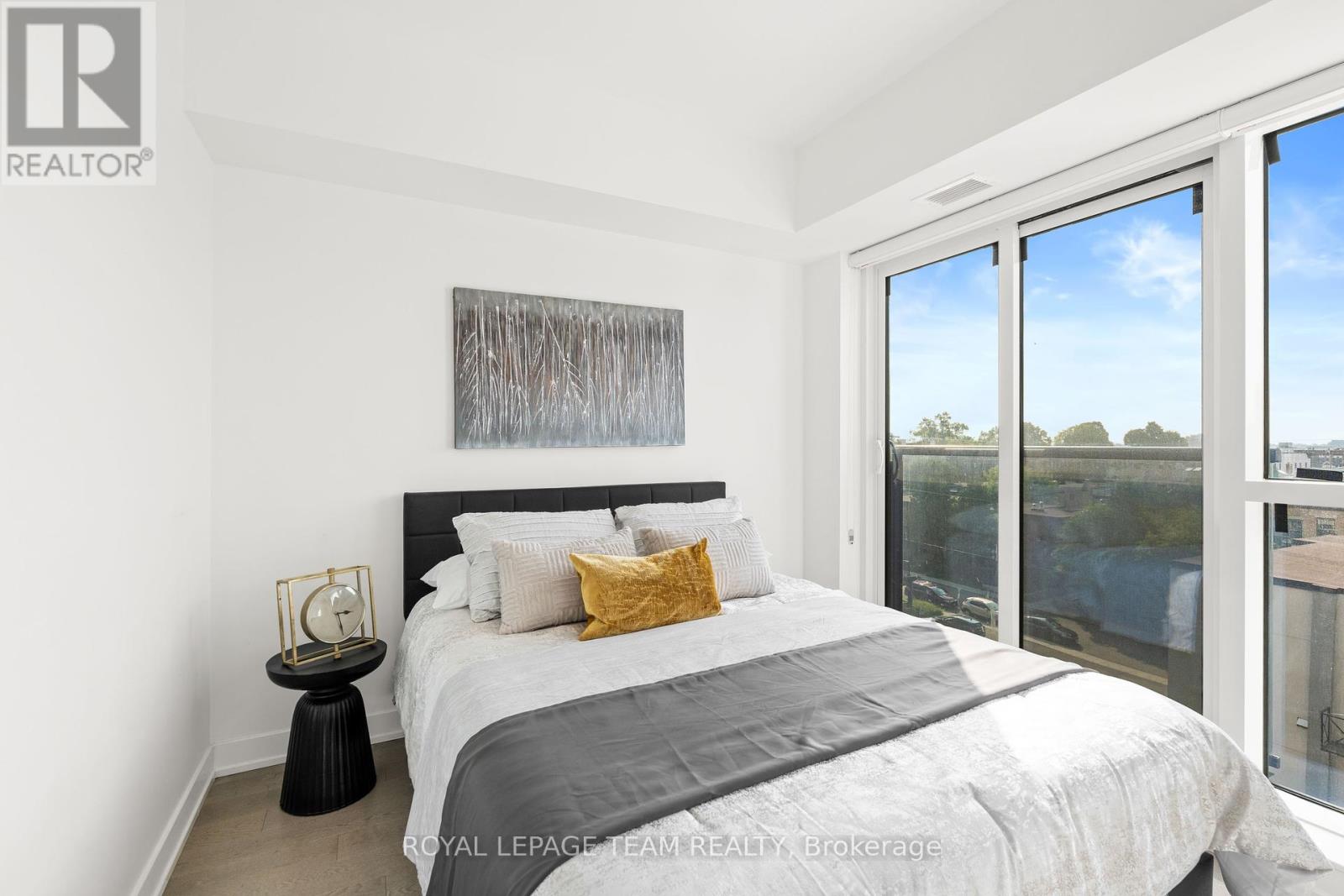 Photo 18 of 521 560 Rideau Street, Ottawa ON