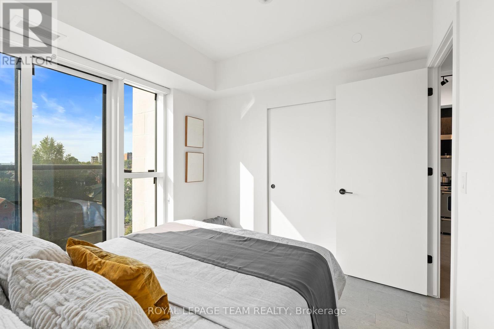 Photo 19 of 521 560 Rideau Street, Ottawa ON
