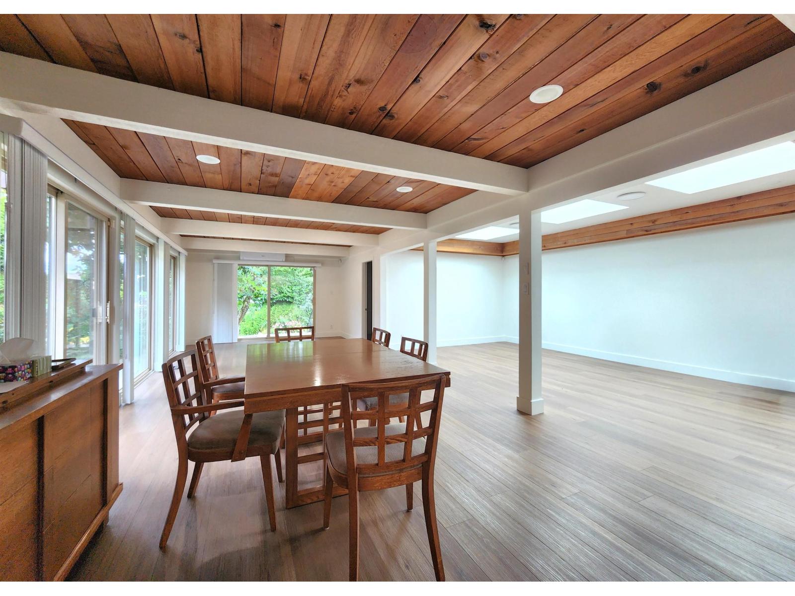 Photo 8 of 11631 98 Avenue, Surrey BC