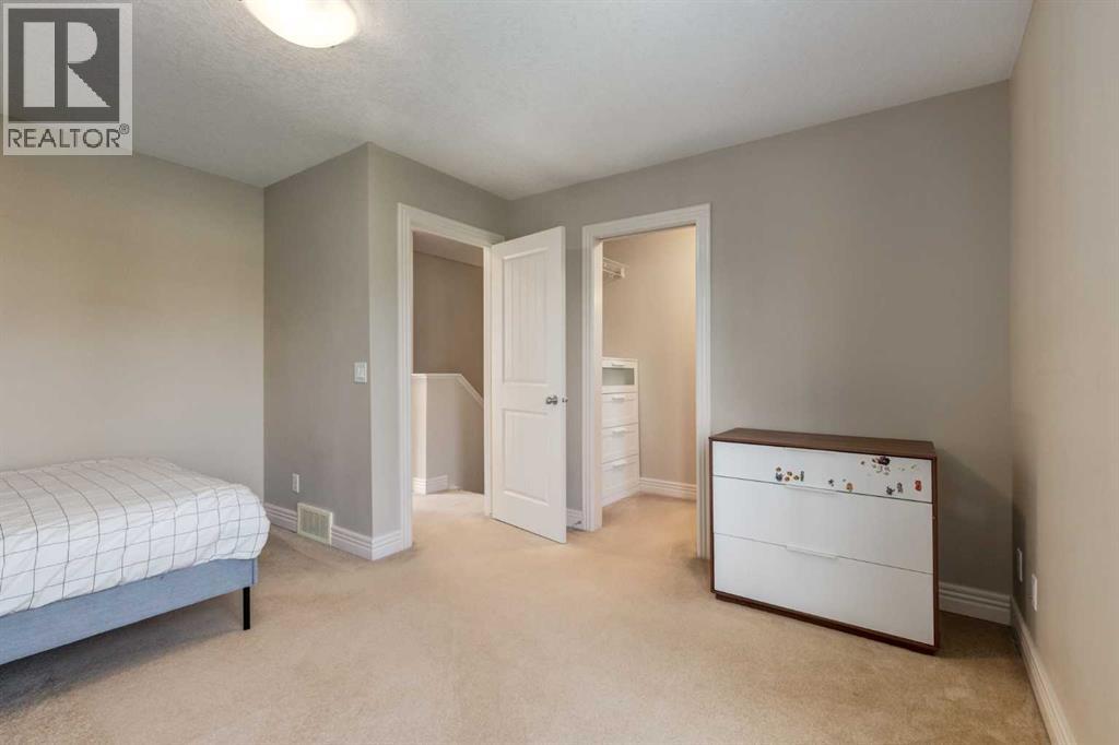 Single Family House 4 Level for Sale in  Royal Oak Plaza NW Royal Oak Calgary 
