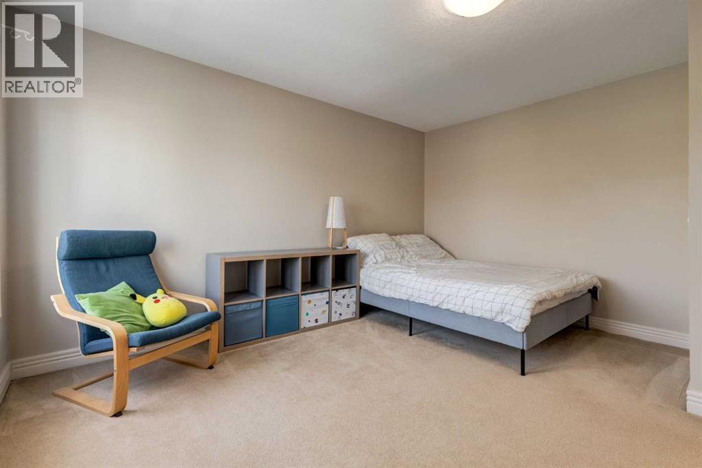 Single Family House 4 Level for Sale in  Royal Oak Plaza NW Royal Oak Calgary 