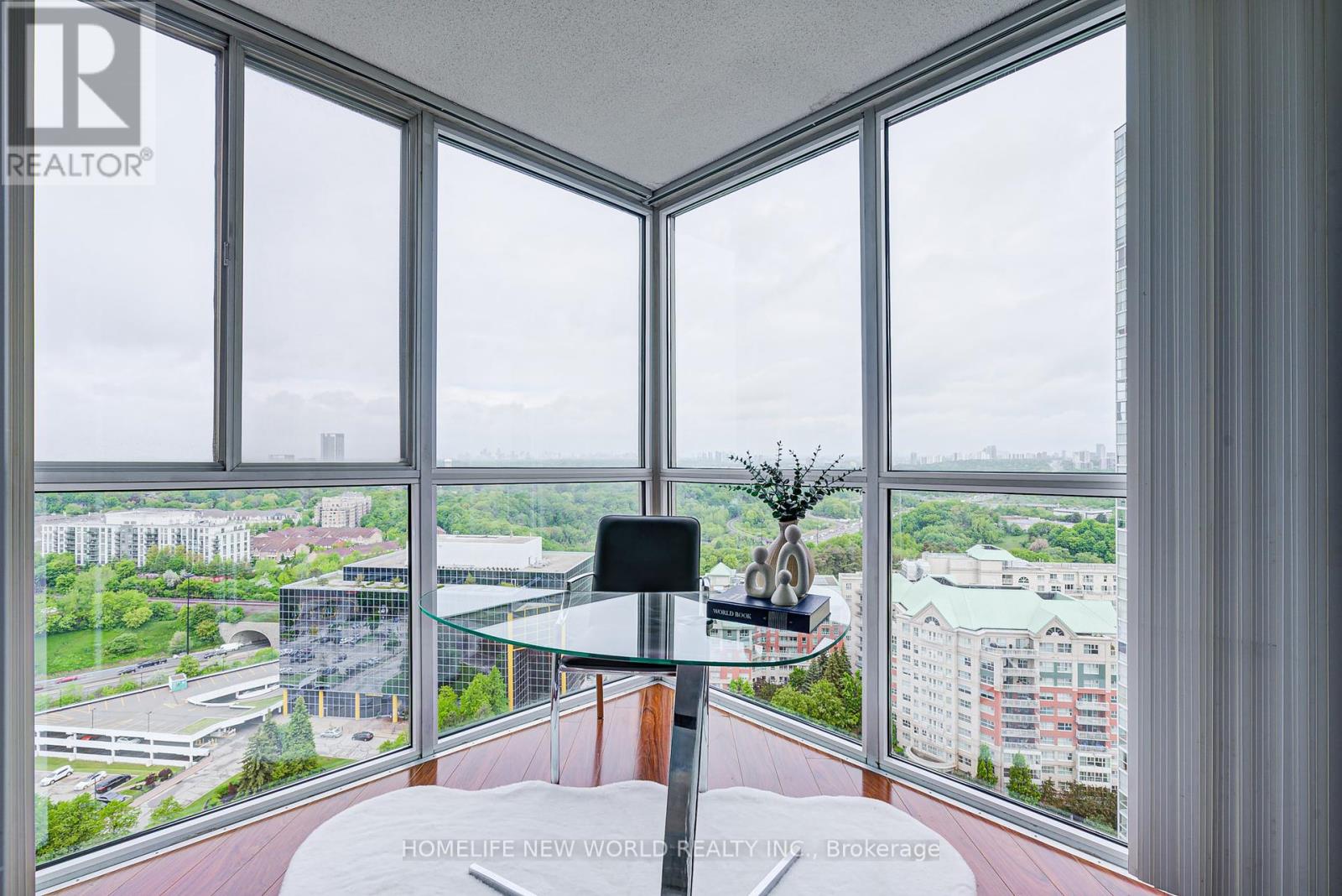 Photo 12 of 2306 5 Concorde Place, Toronto ON