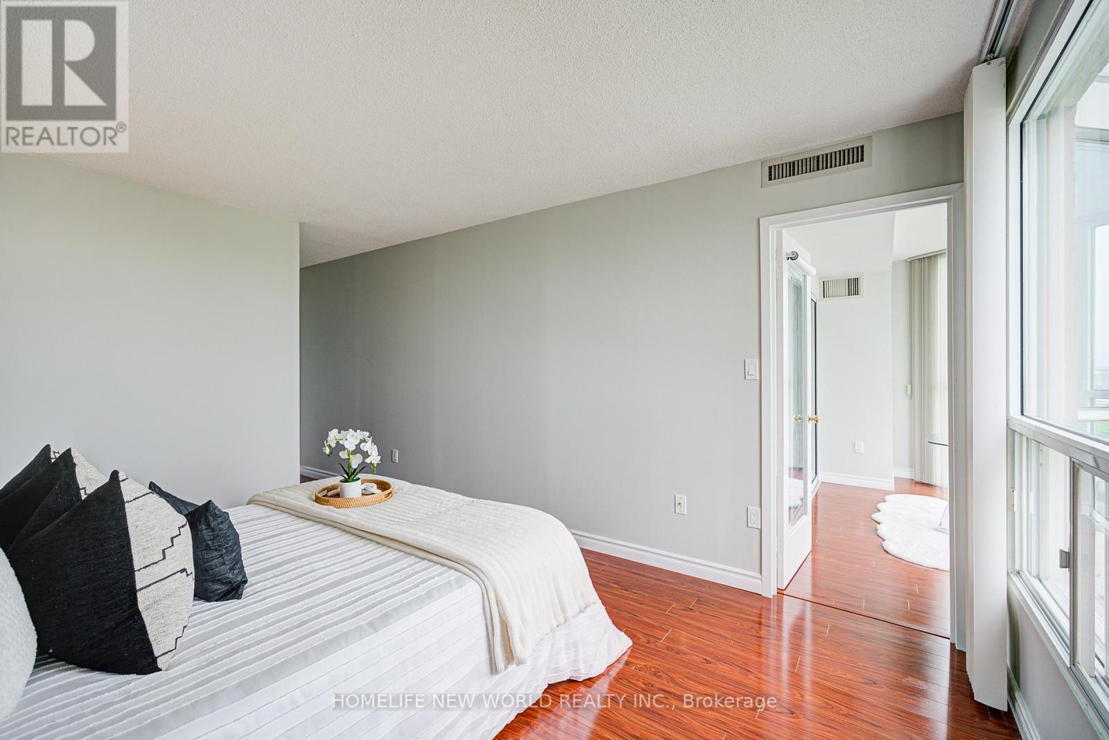 Photo 21 of 2306 5 Concorde Place, Toronto ON
