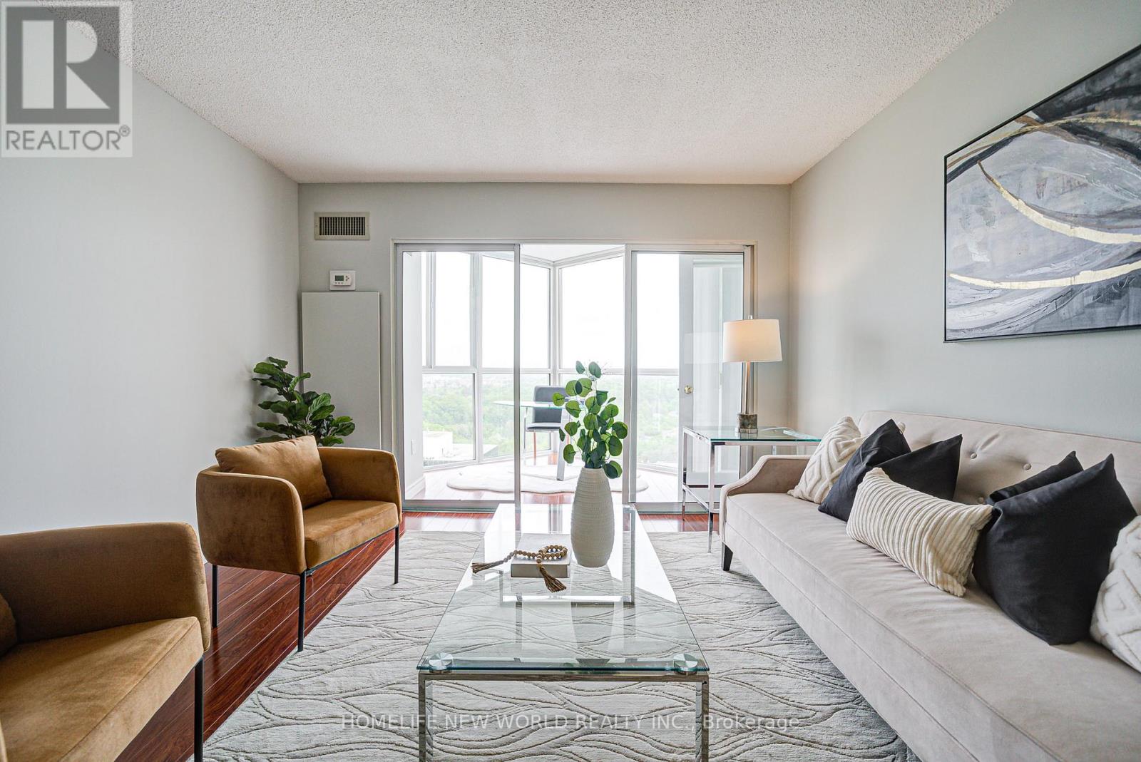 Photo 8 of 2306 5 Concorde Place, Toronto ON